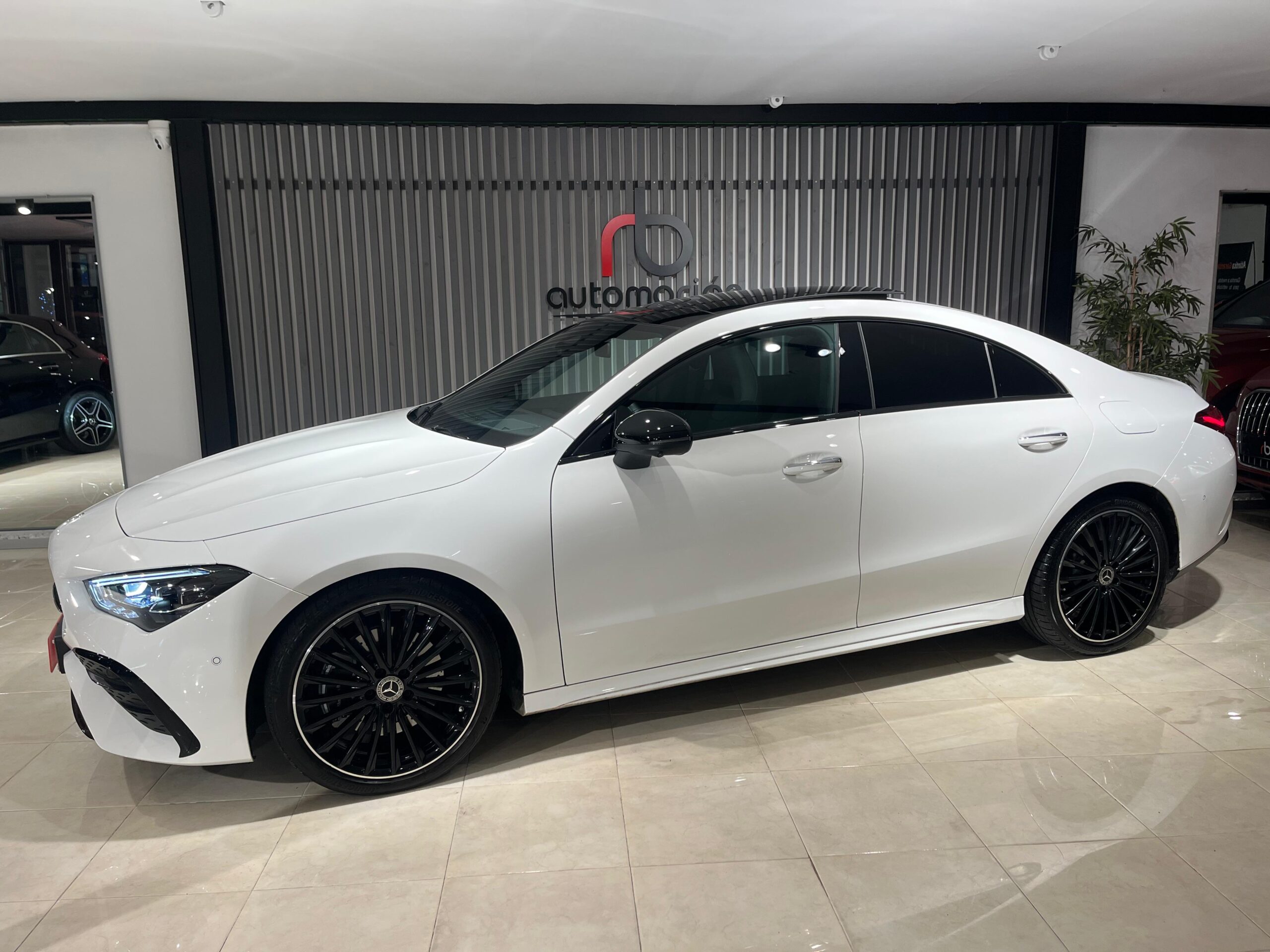 MERCEDES-BENZ CLA CLA 200