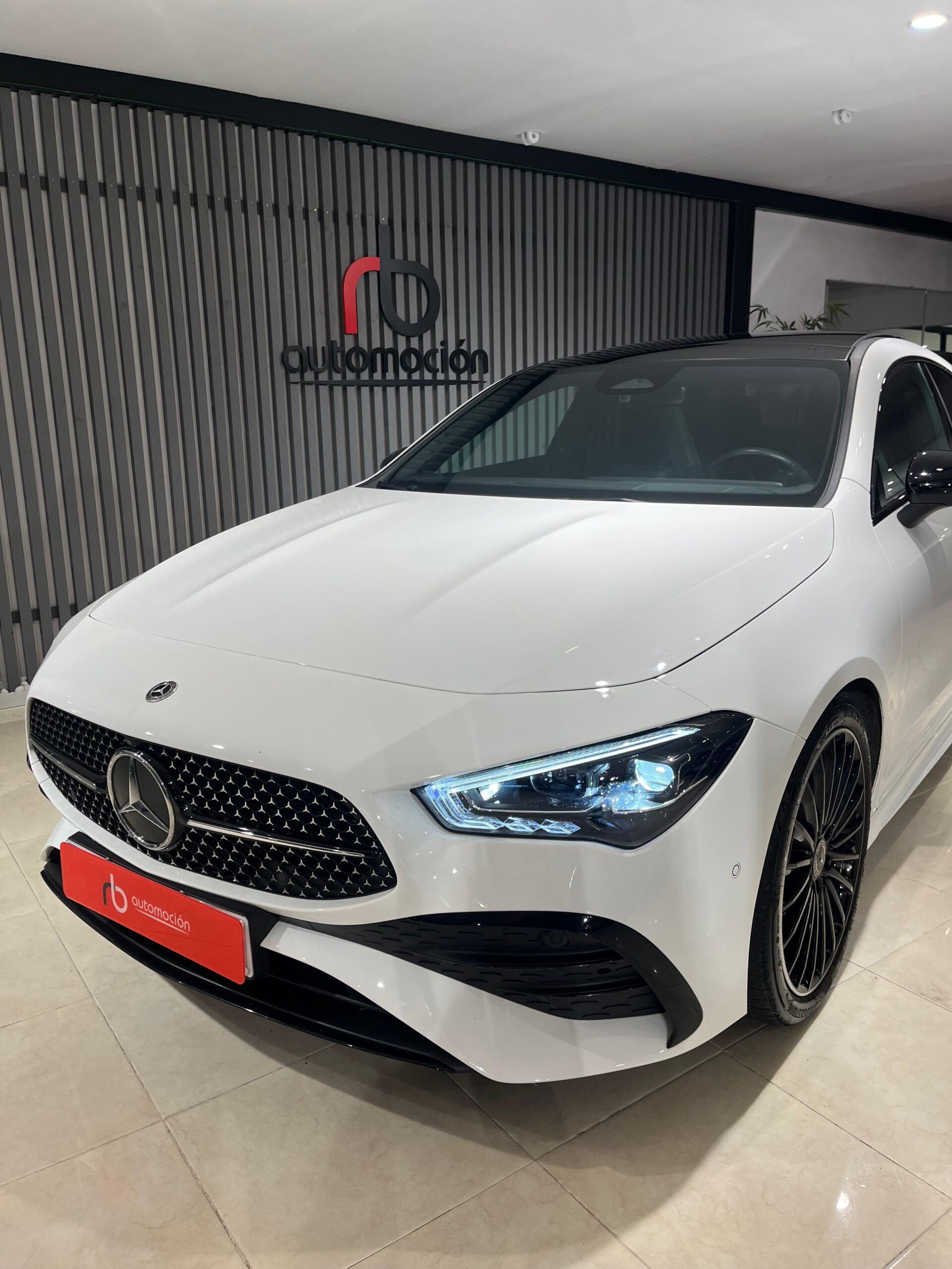 MERCEDES-BENZ CLA CLA 200