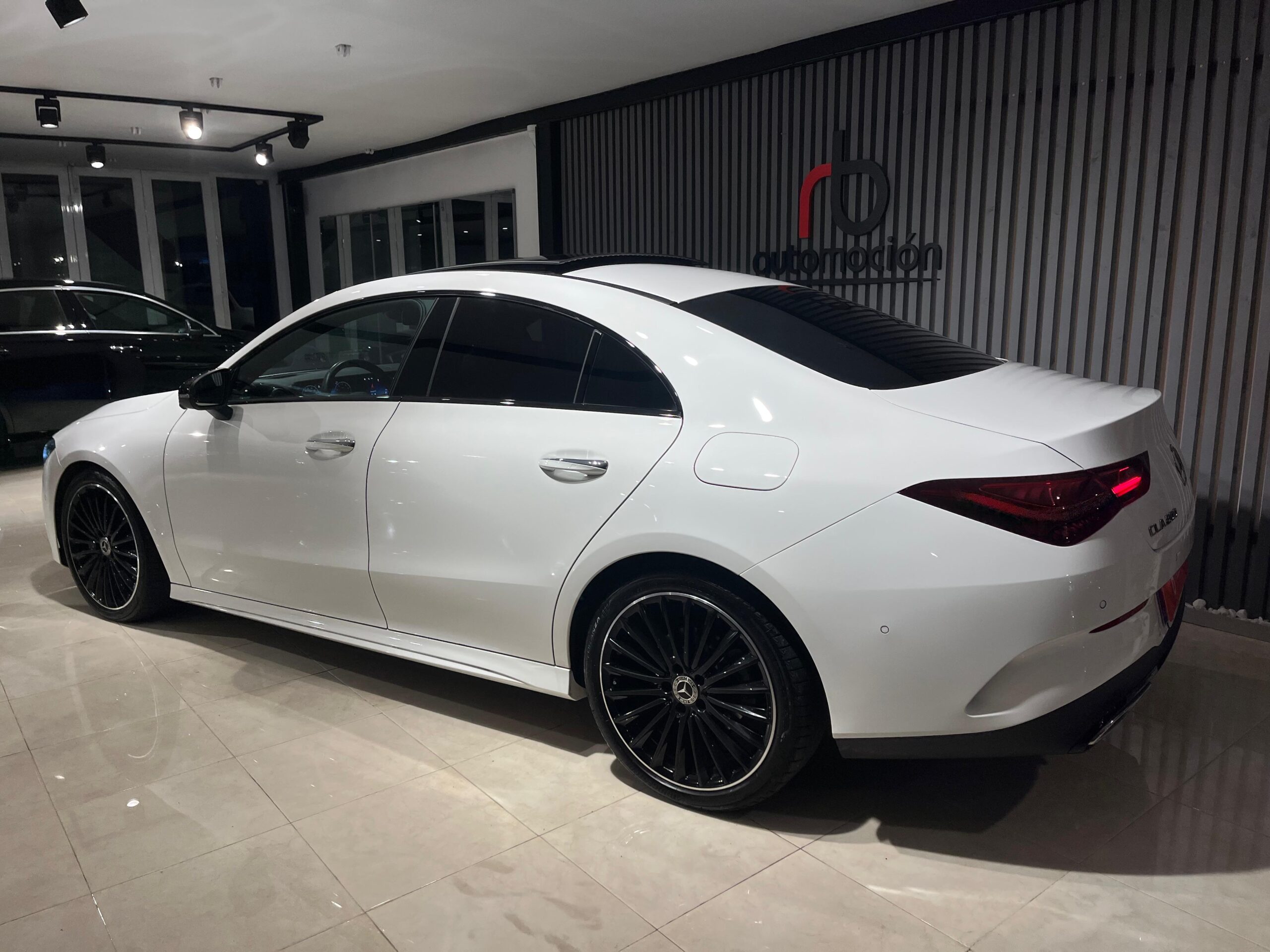 MERCEDES-BENZ CLA CLA 200