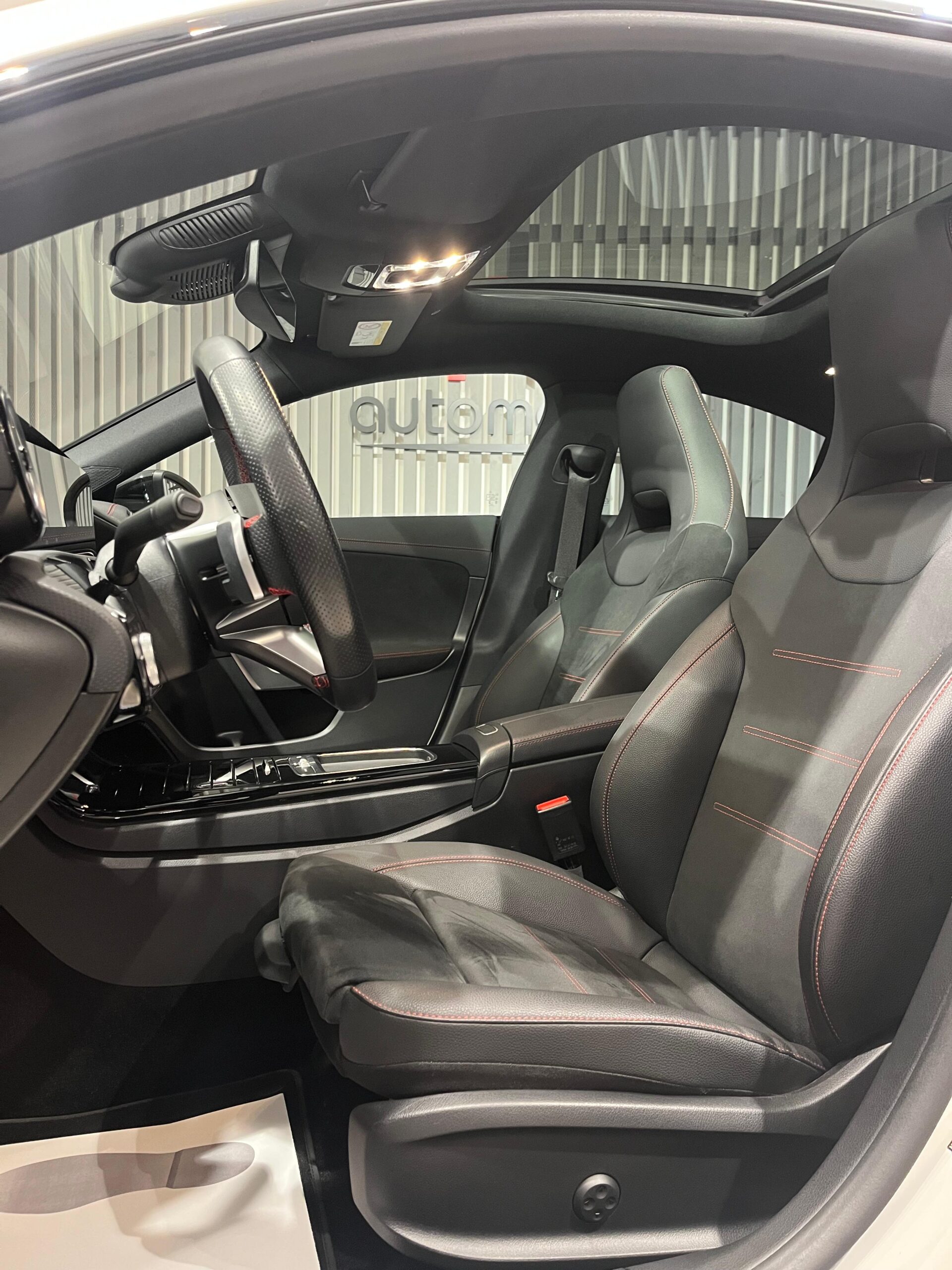 MERCEDES-BENZ CLA CLA 200