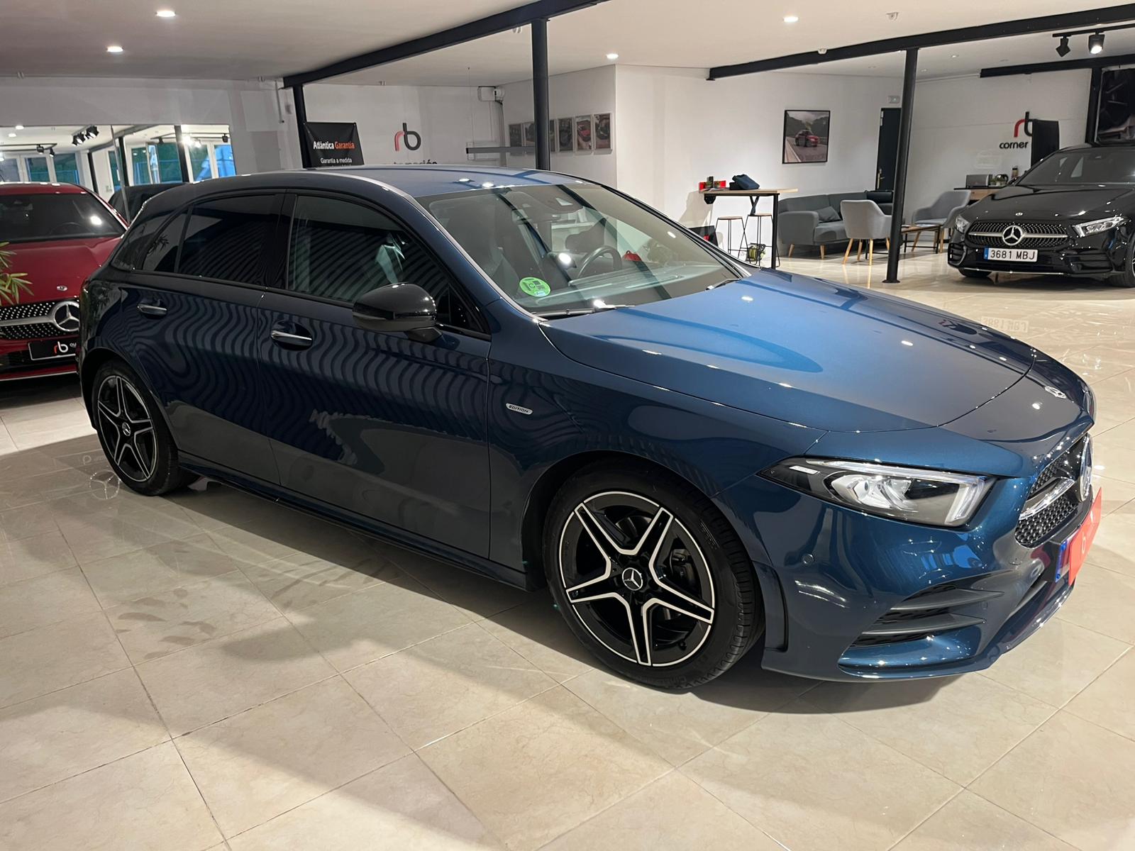 MERCEDES-BENZ Clase A A 180 d