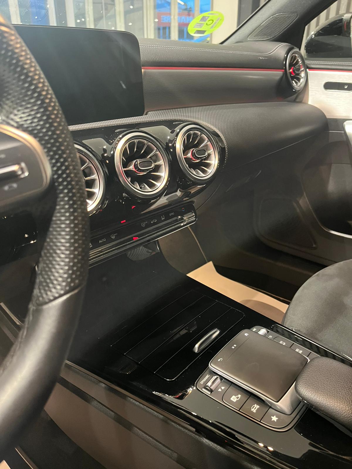 MERCEDES-BENZ Clase A A 180 d