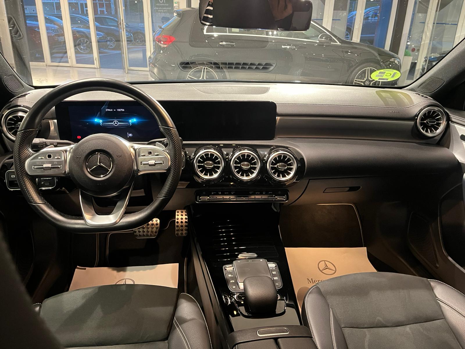 MERCEDES-BENZ Clase A A 180 d