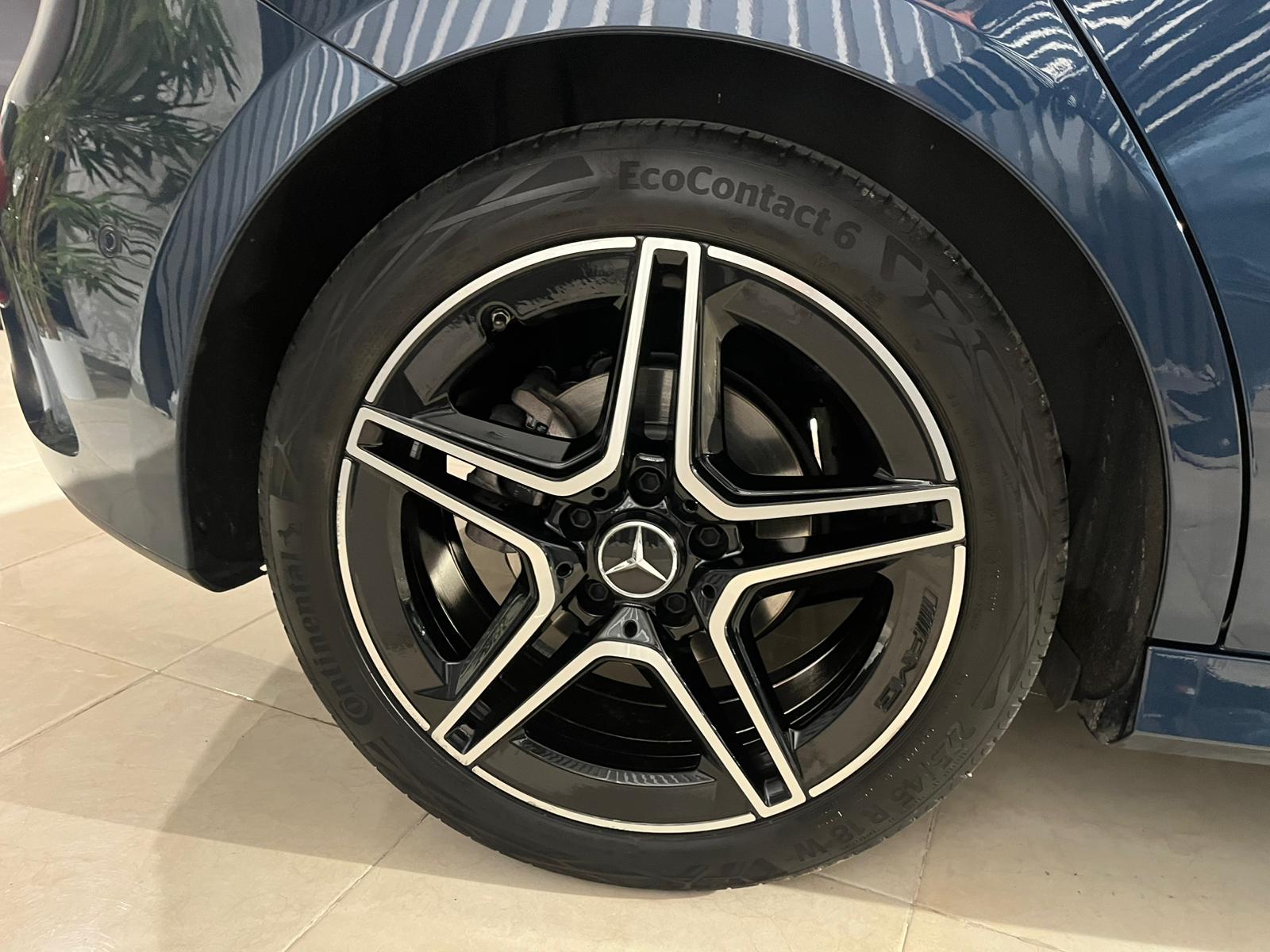 MERCEDES-BENZ Clase A A 180 d