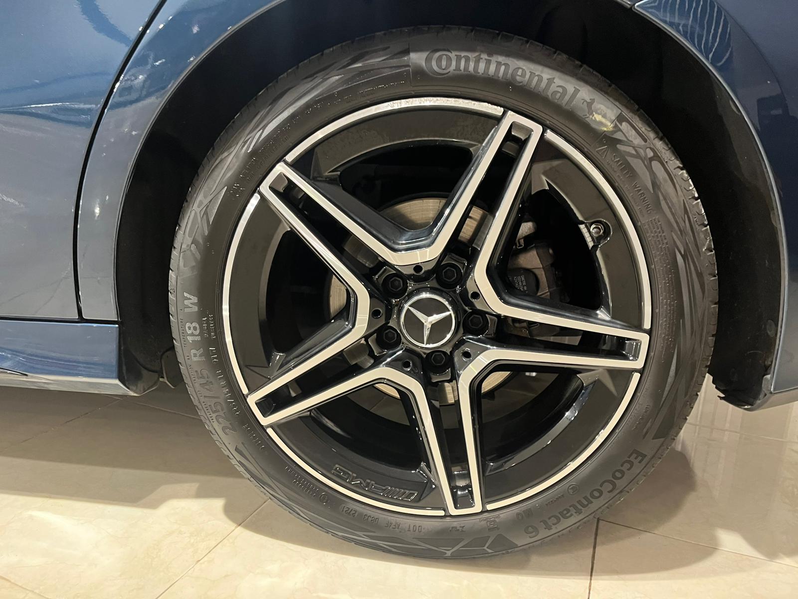 MERCEDES-BENZ Clase A A 180 d