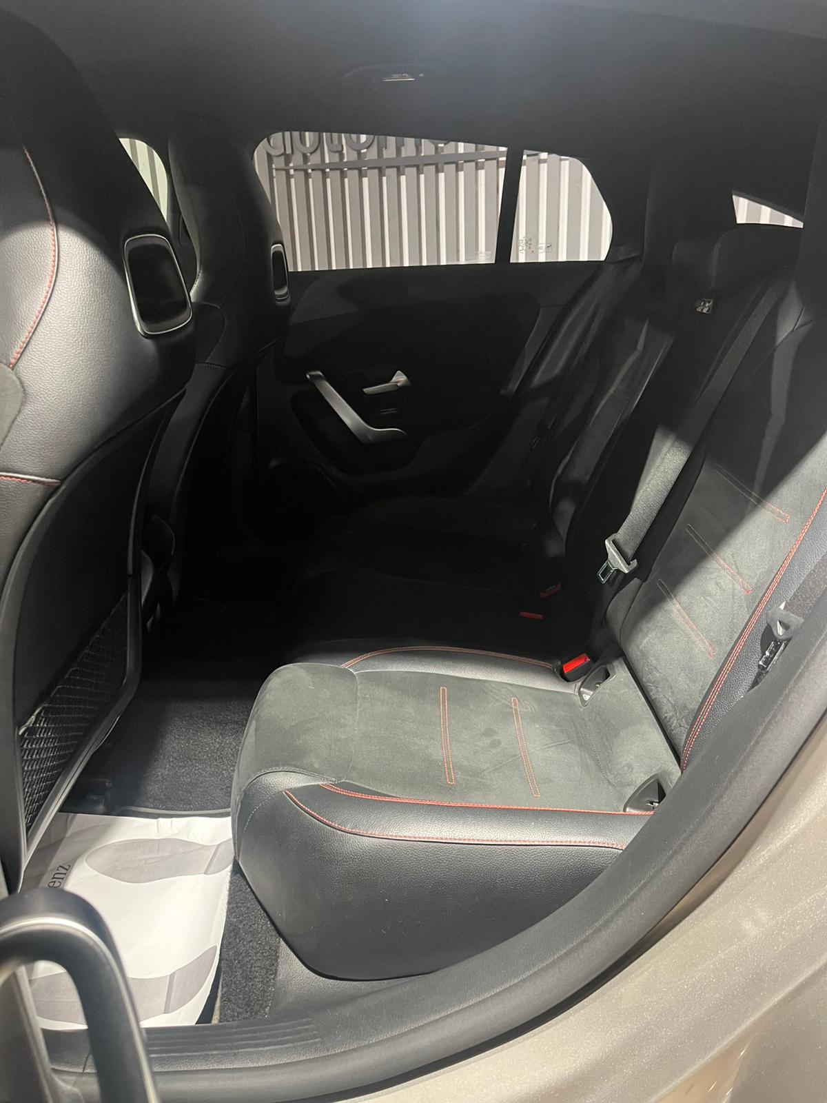 MERCEDES-BENZ CLA CLA 200 D DCT Shooting Brake