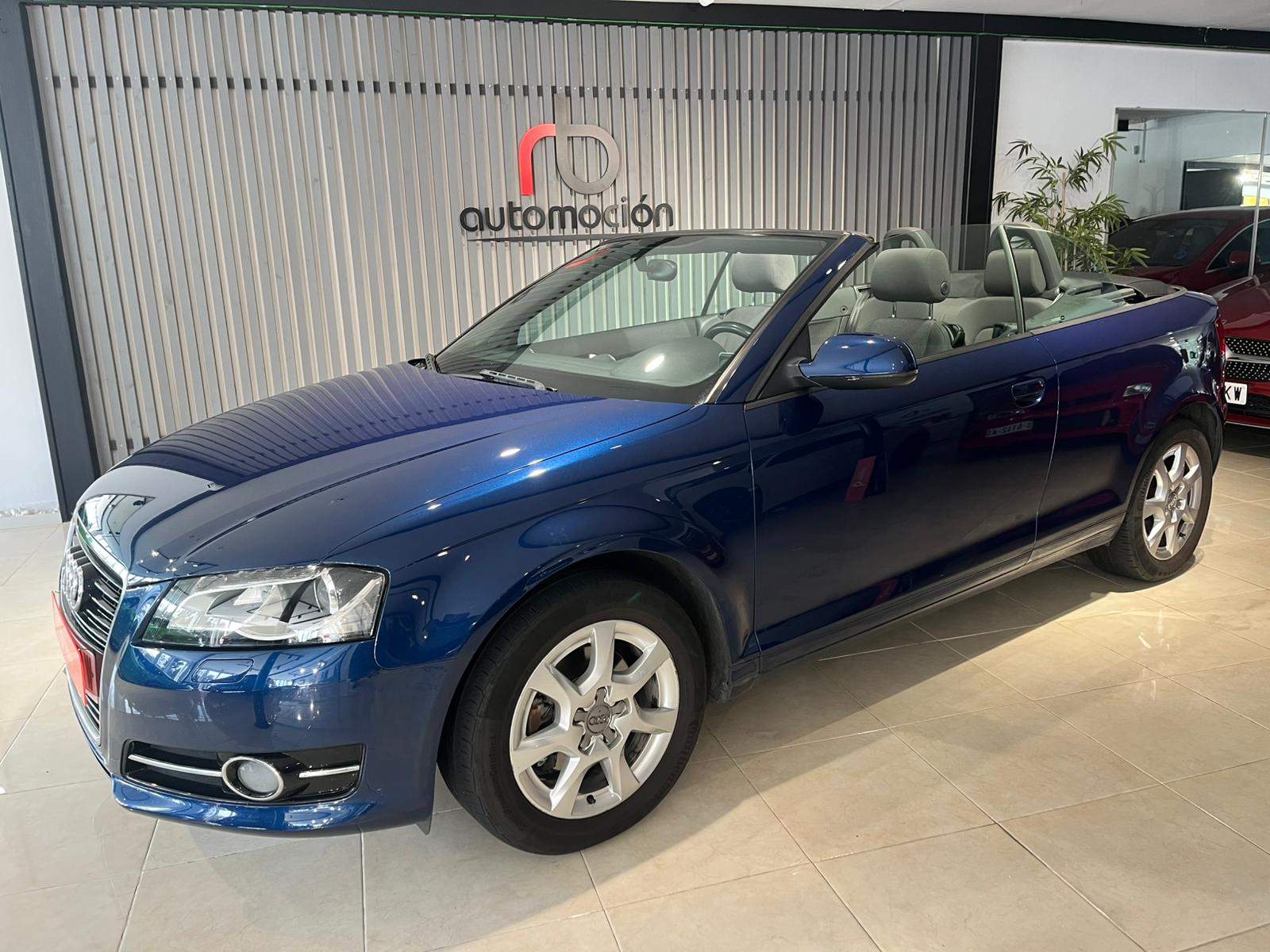 AUDI A3 Cabrio 2.0 TDI DPF Attraction