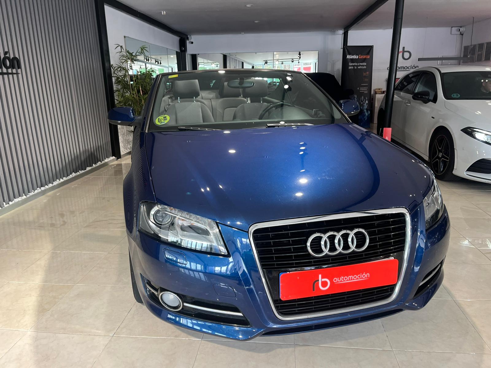AUDI A3 Cabrio 2.0 TDI DPF Attraction