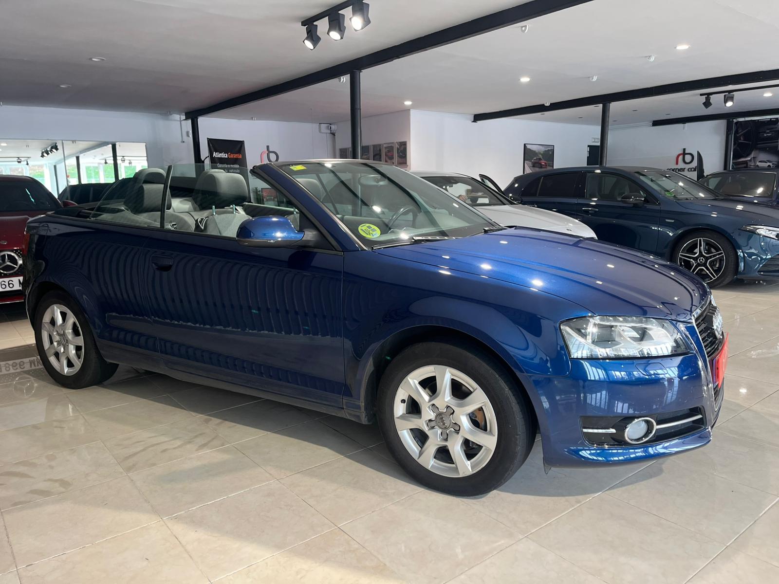 AUDI A3 Cabrio 2.0 TDI DPF Attraction