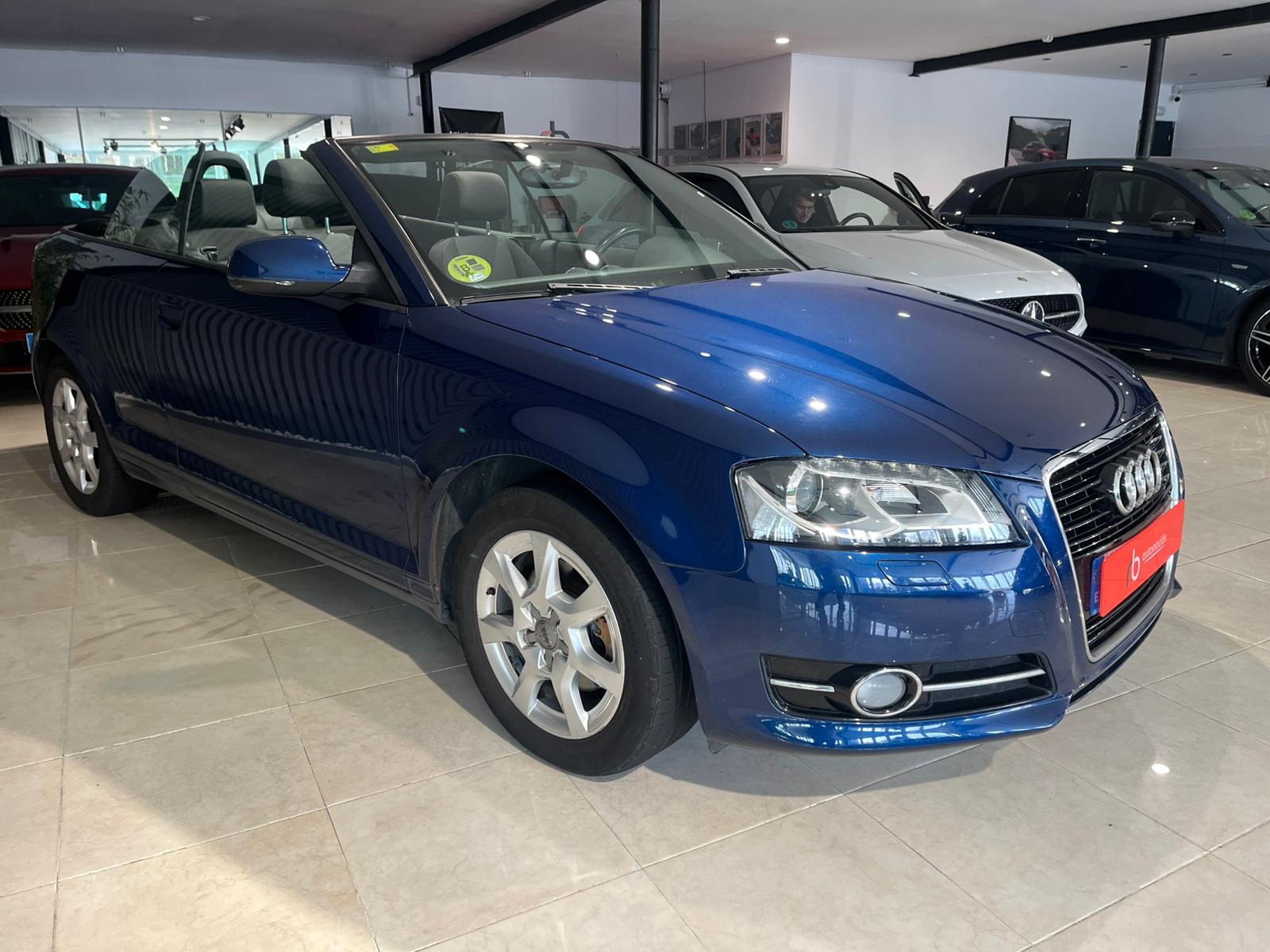 AUDI A3 Cabrio 2.0 TDI DPF Attraction