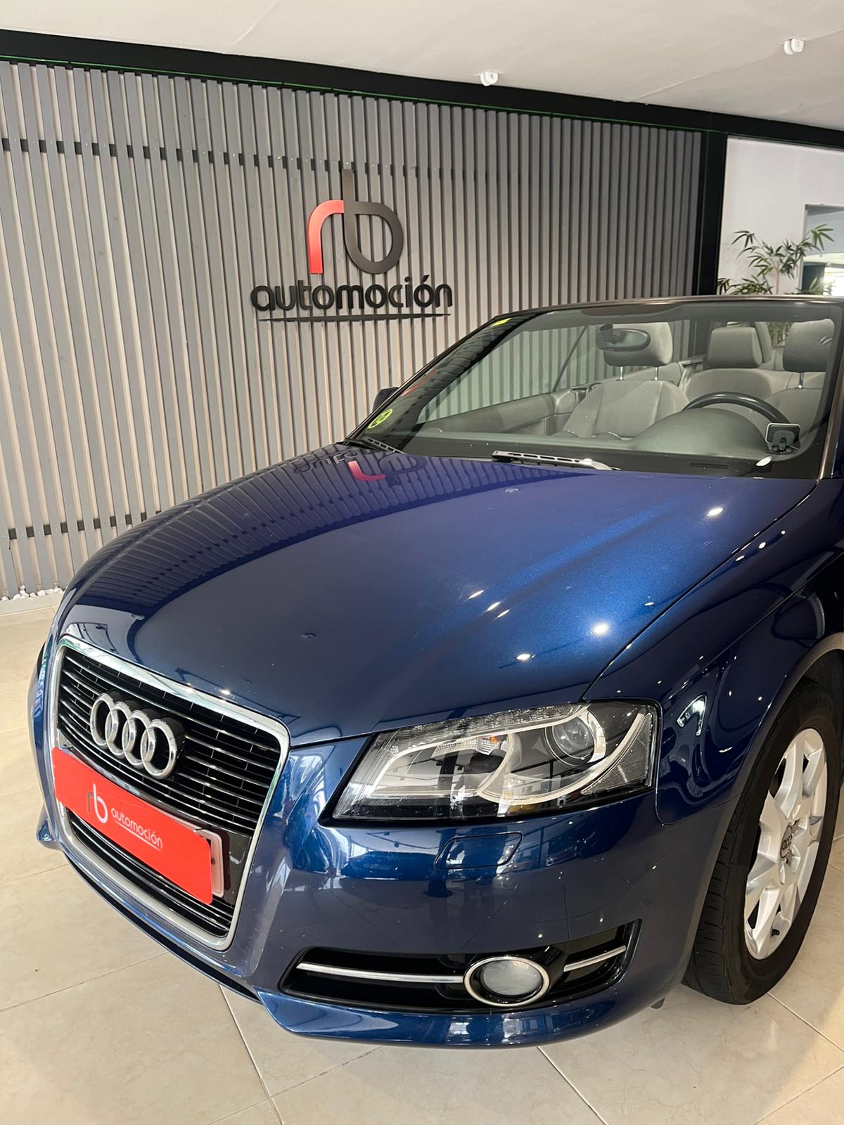 AUDI A3 Cabrio 2.0 TDI DPF Attraction