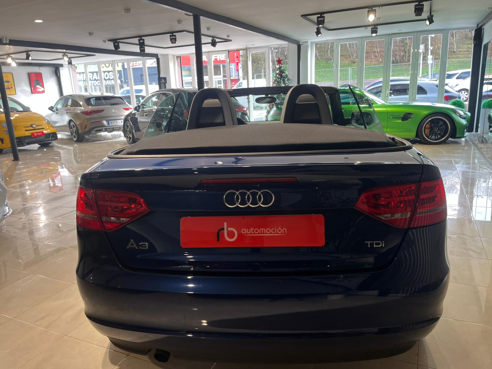 AUDI A3 Cabrio 2.0 TDI DPF Attraction