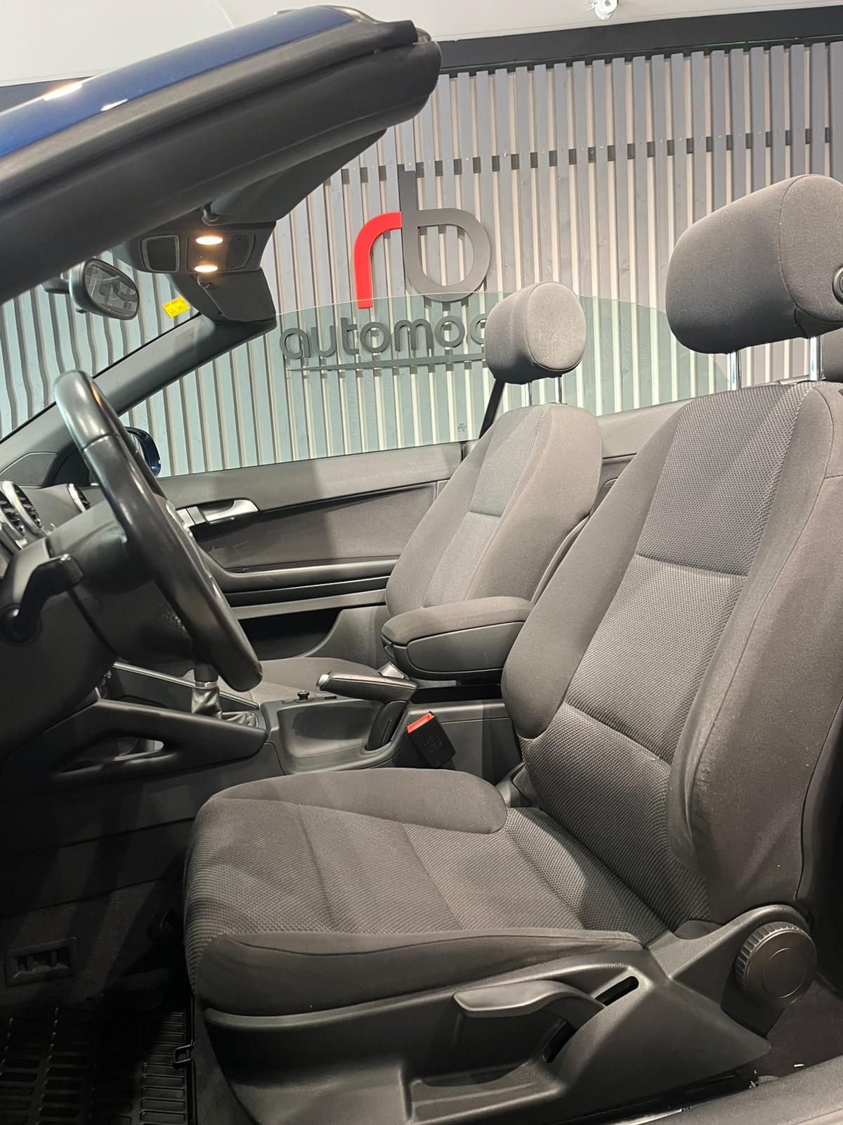 AUDI A3 Cabrio 2.0 TDI DPF Attraction