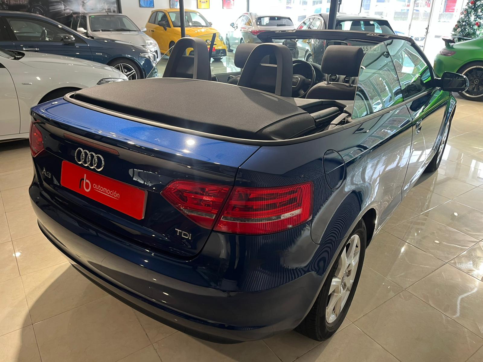 AUDI A3 Cabrio 2.0 TDI DPF Attraction