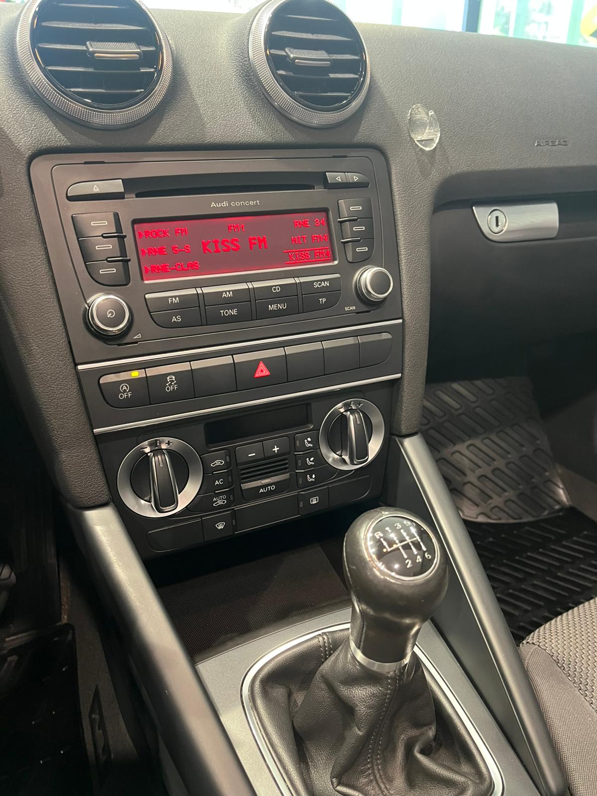 AUDI A3 Cabrio 2.0 TDI DPF Attraction