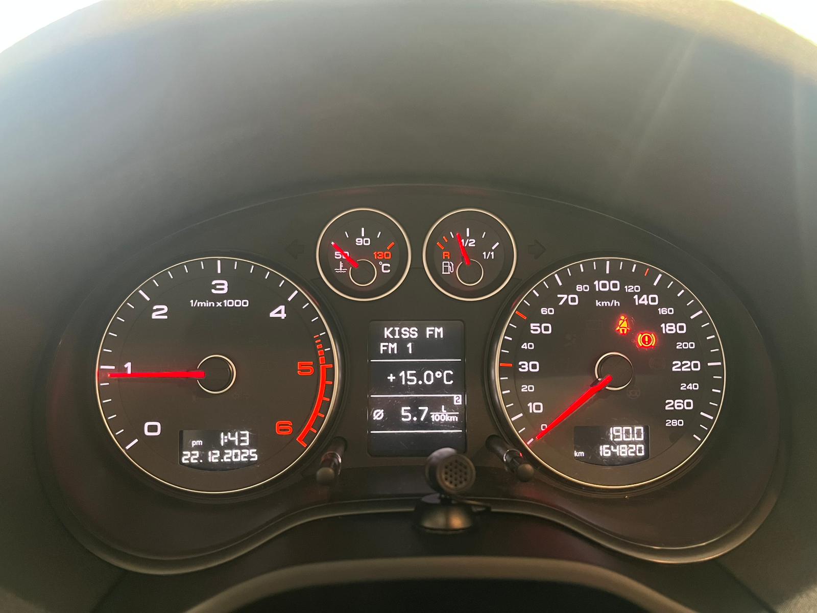 AUDI A3 Cabrio 2.0 TDI DPF Attraction