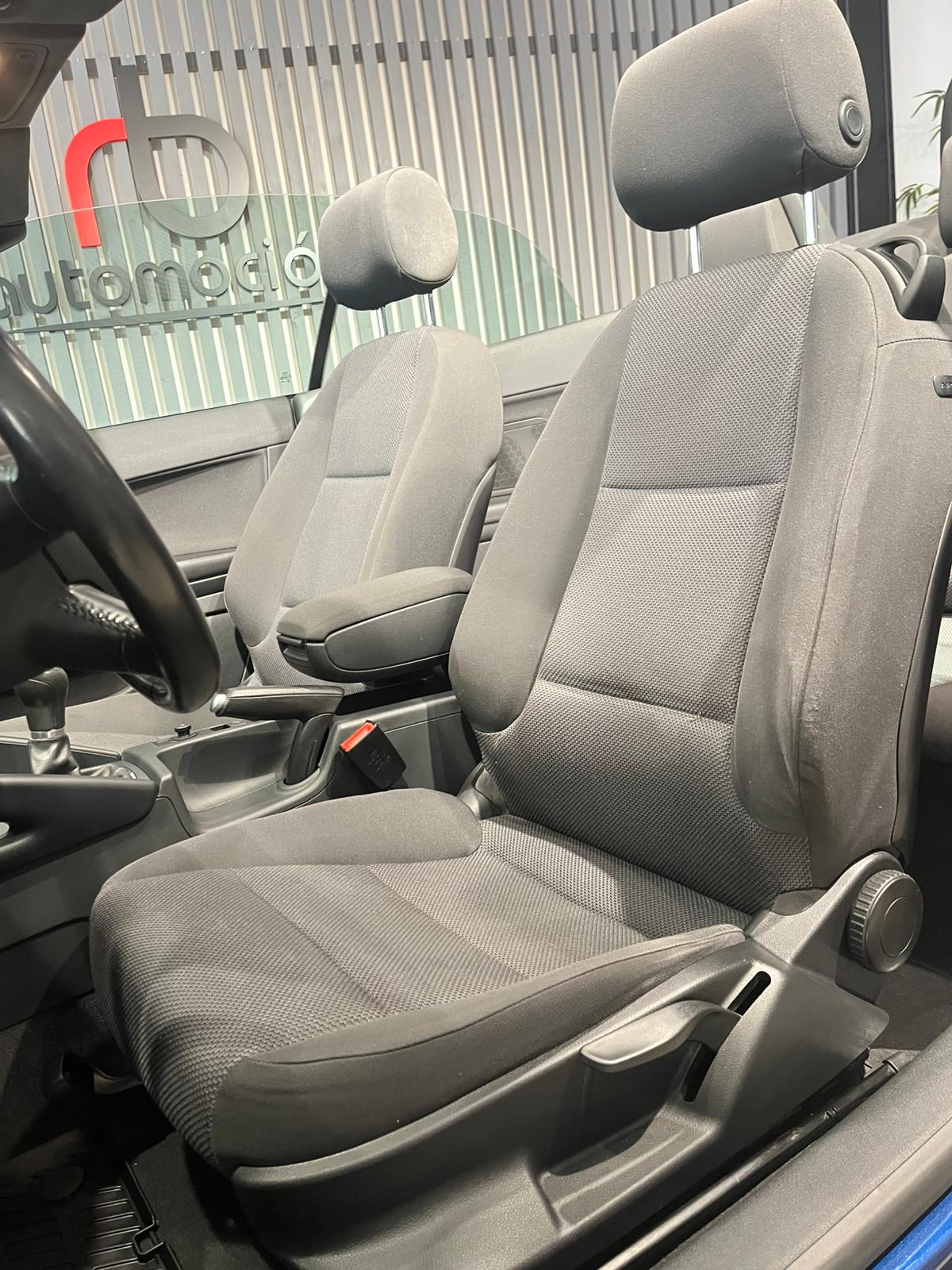 AUDI A3 Cabrio 2.0 TDI DPF Attraction