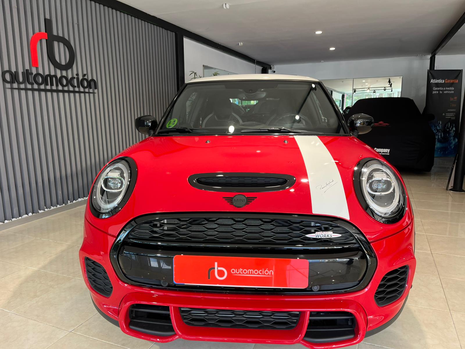 MINI MINI JOHN COOPER WORKS