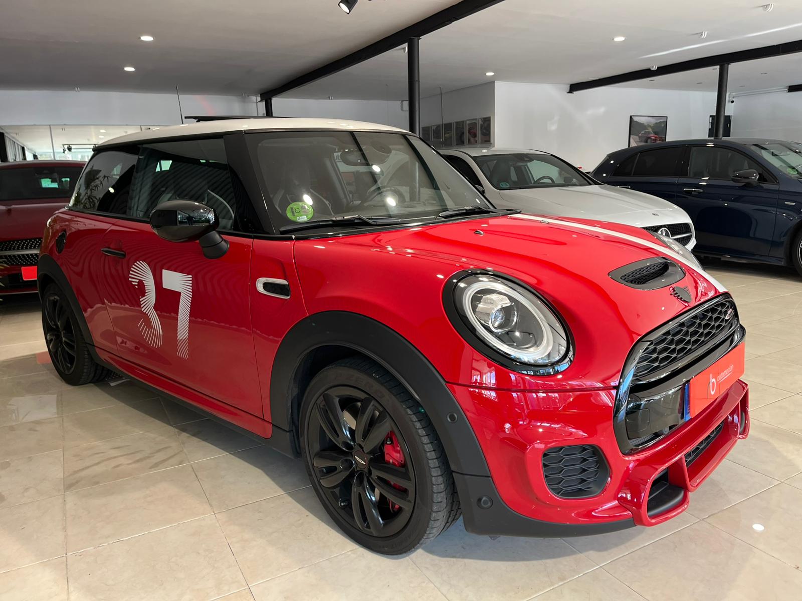 MINI MINI JOHN COOPER WORKS