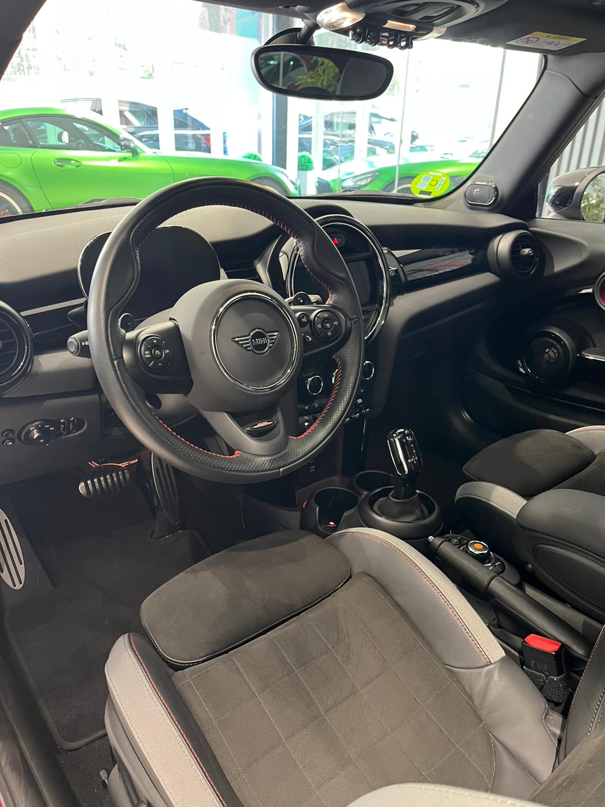 MINI MINI JOHN COOPER WORKS