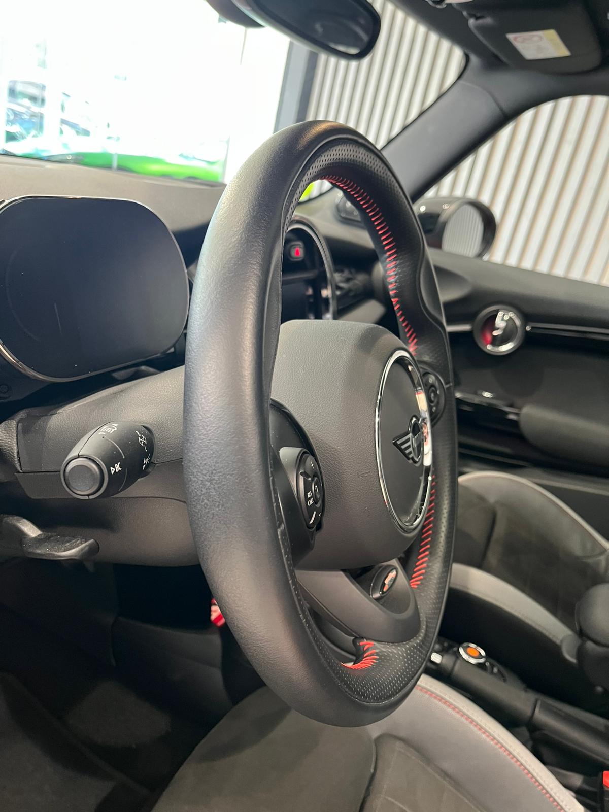 MINI MINI JOHN COOPER WORKS