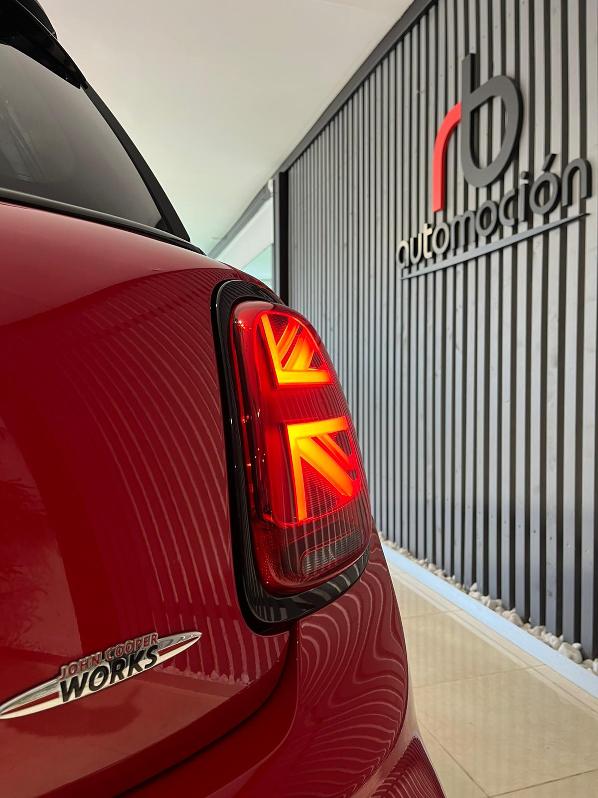 MINI MINI JOHN COOPER WORKS