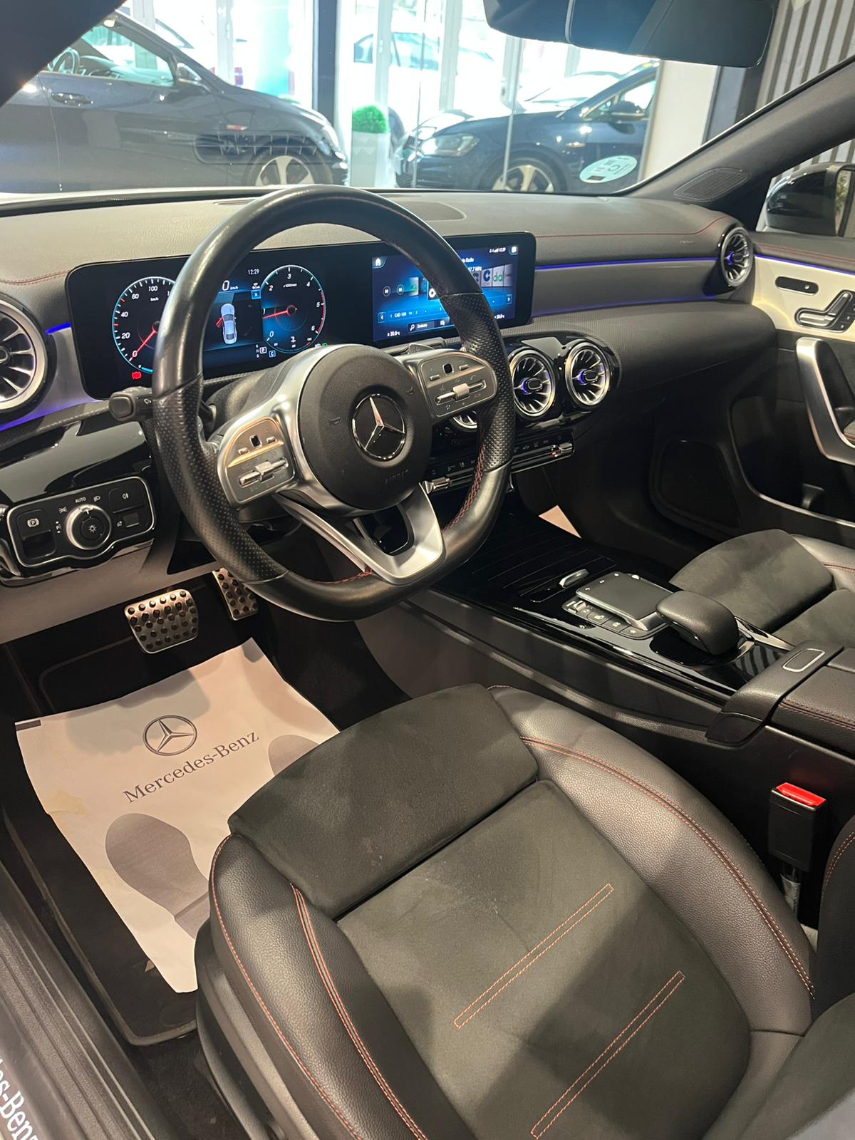 MERCEDES-BENZ CLA CLA 200 D DCT