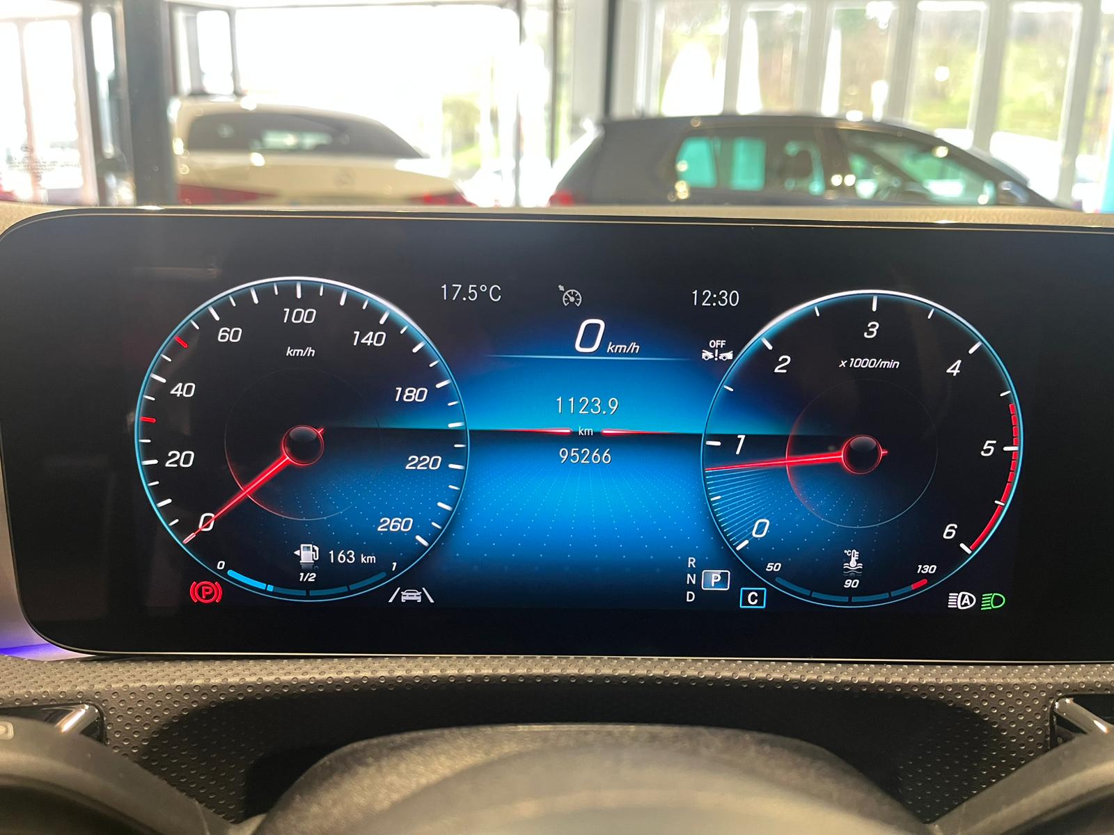 MERCEDES-BENZ CLA CLA 200 D DCT