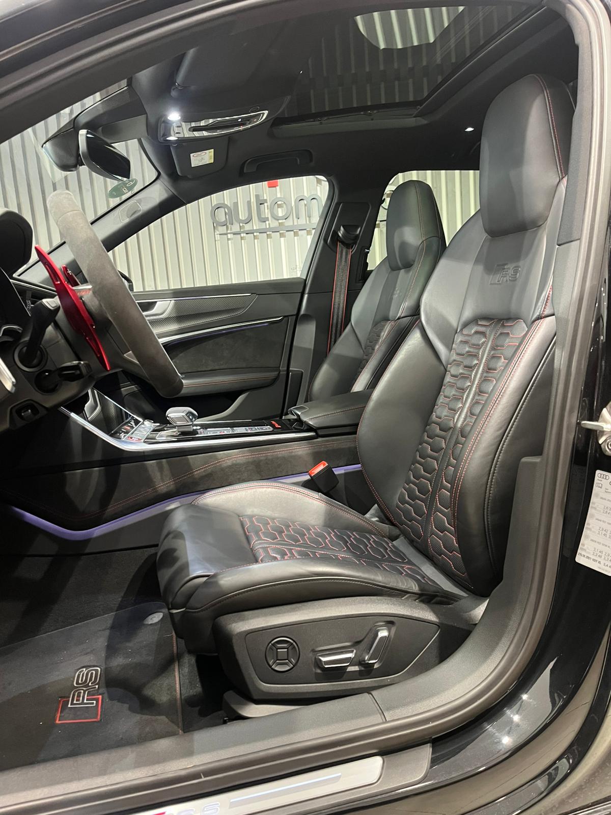 AUDI A6 RS 6 Avant TFSI quattro