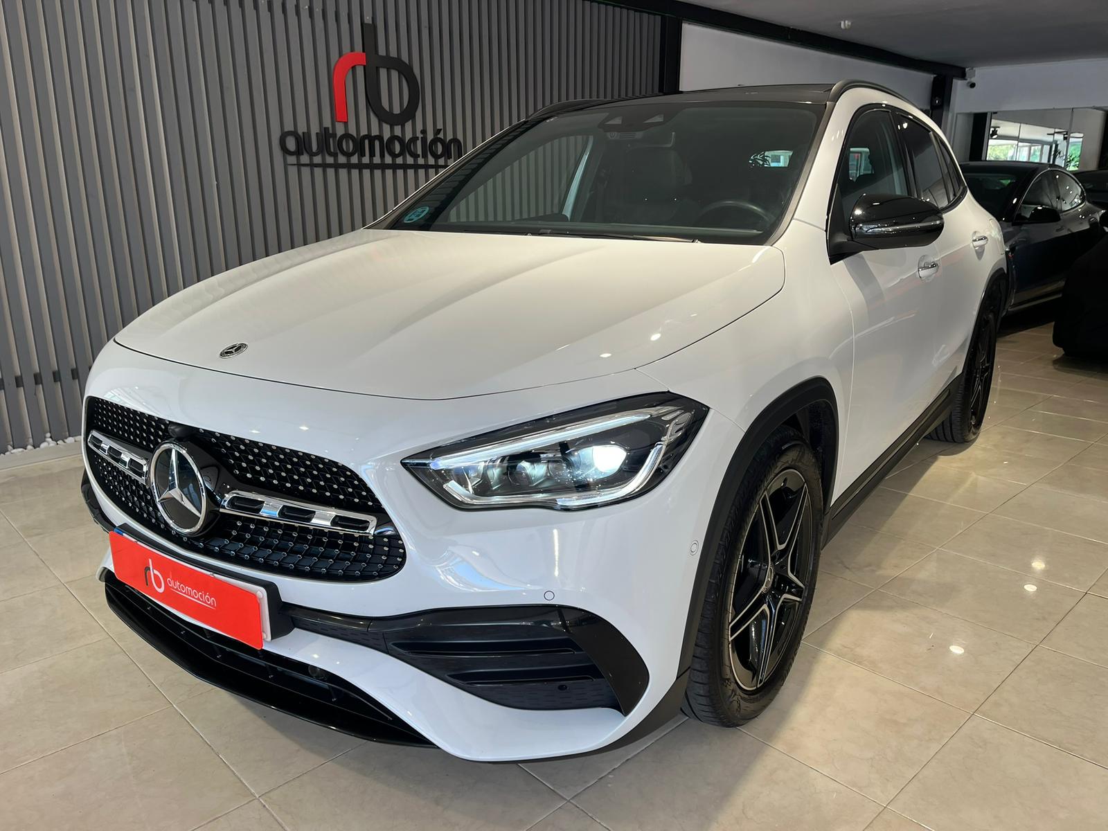 MERCEDES-BENZ GLA GLA 200 D