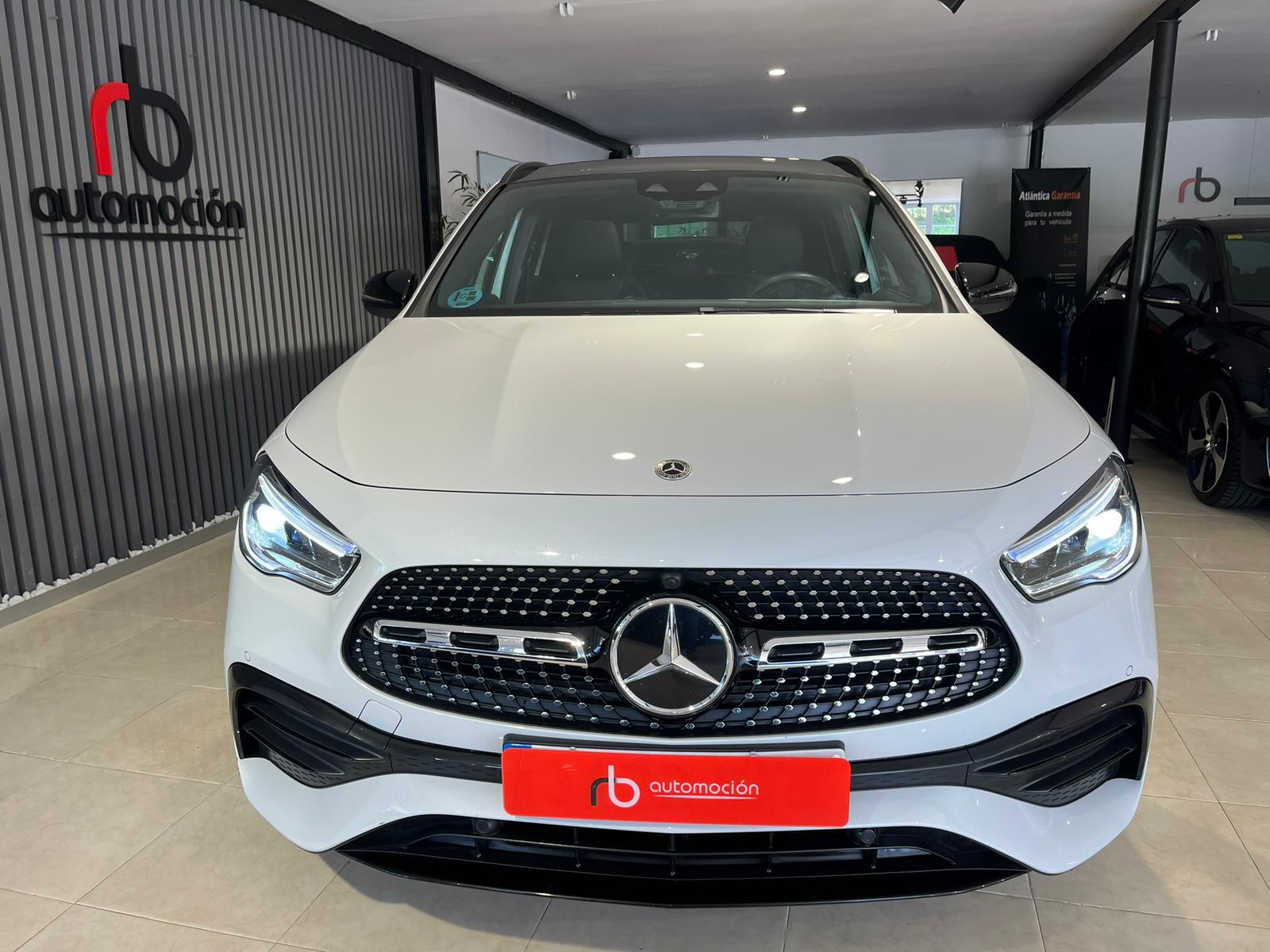 MERCEDES-BENZ GLA GLA 200 D