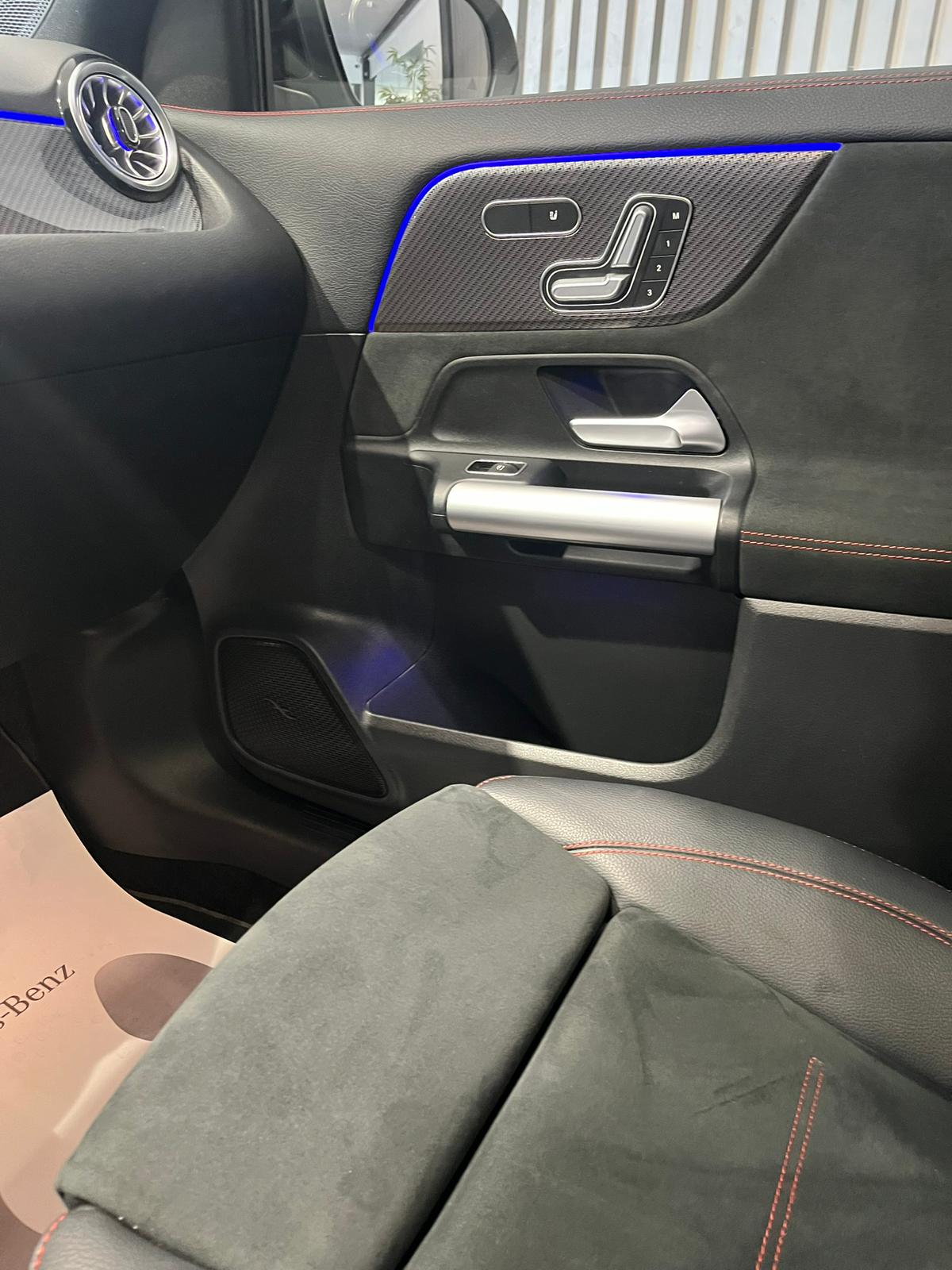 MERCEDES-BENZ GLA GLA 200 D