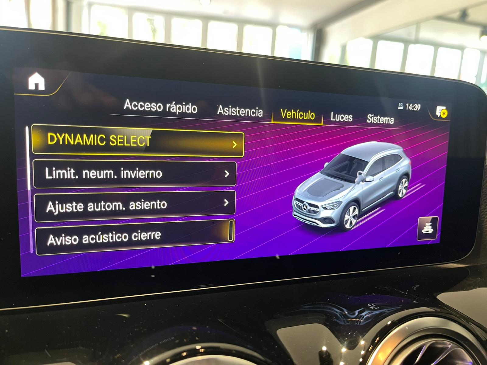 MERCEDES-BENZ GLA GLA 200 D