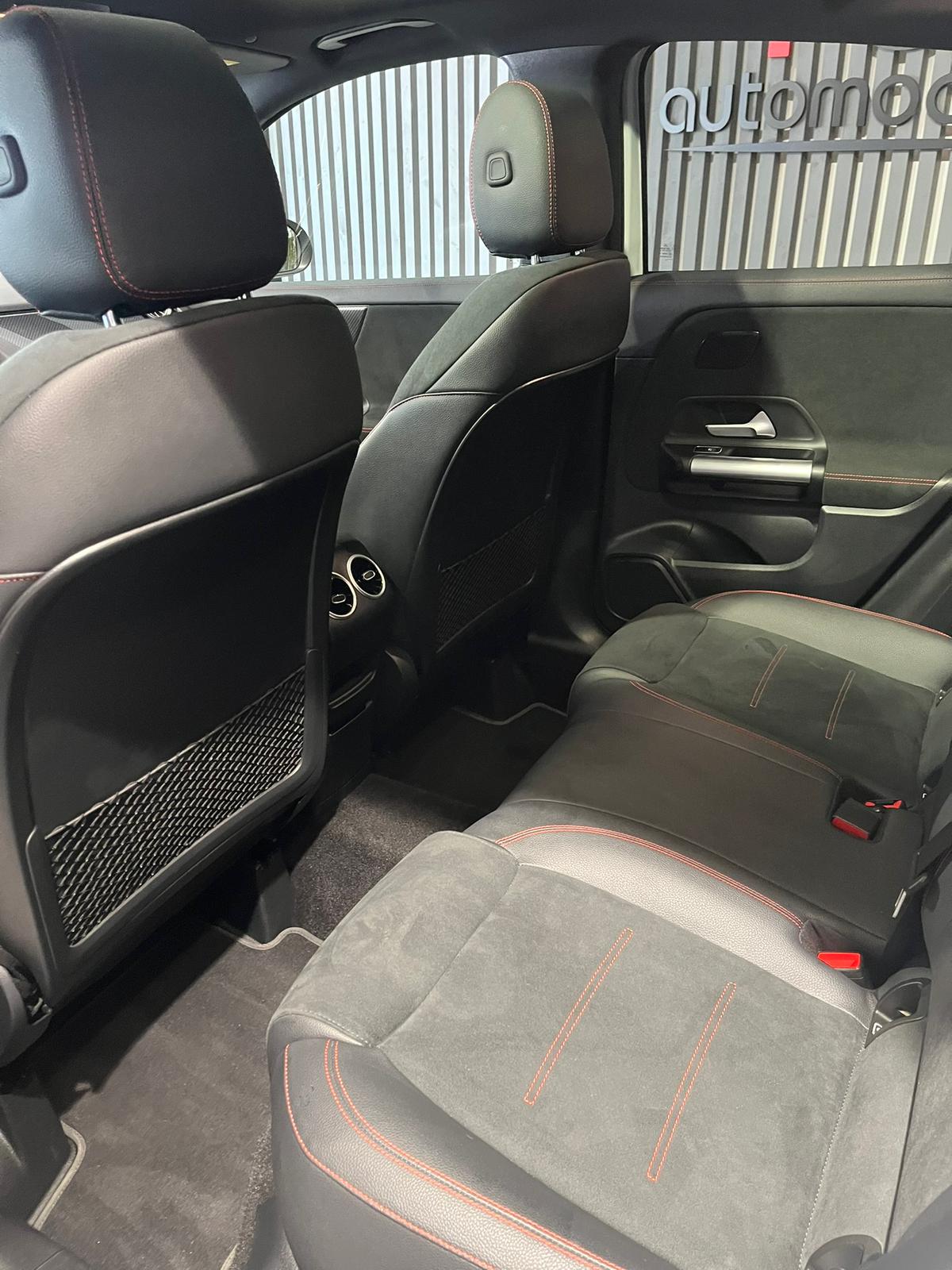 MERCEDES-BENZ GLA GLA 200 D