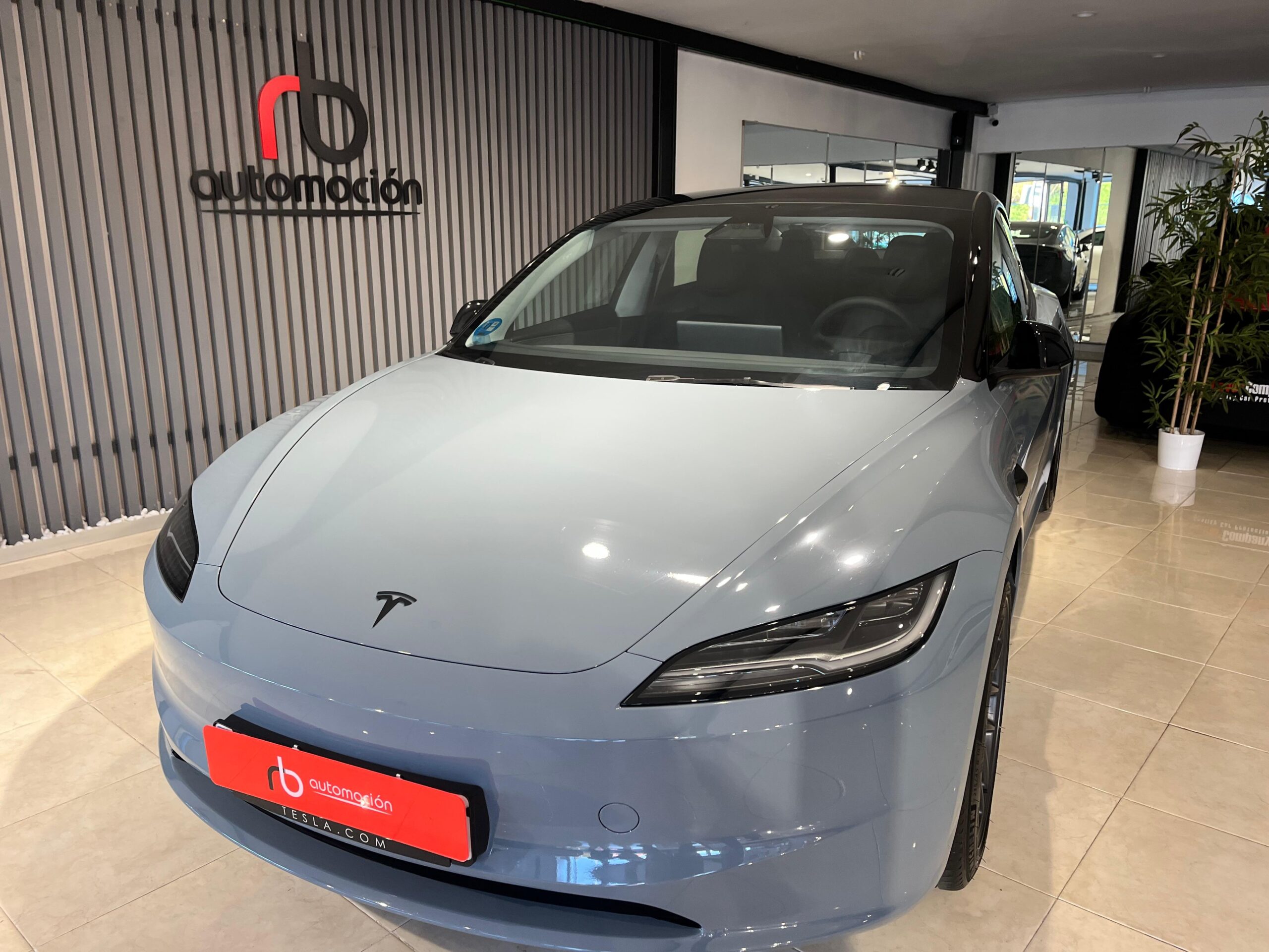 Tesla Model 3 Highland