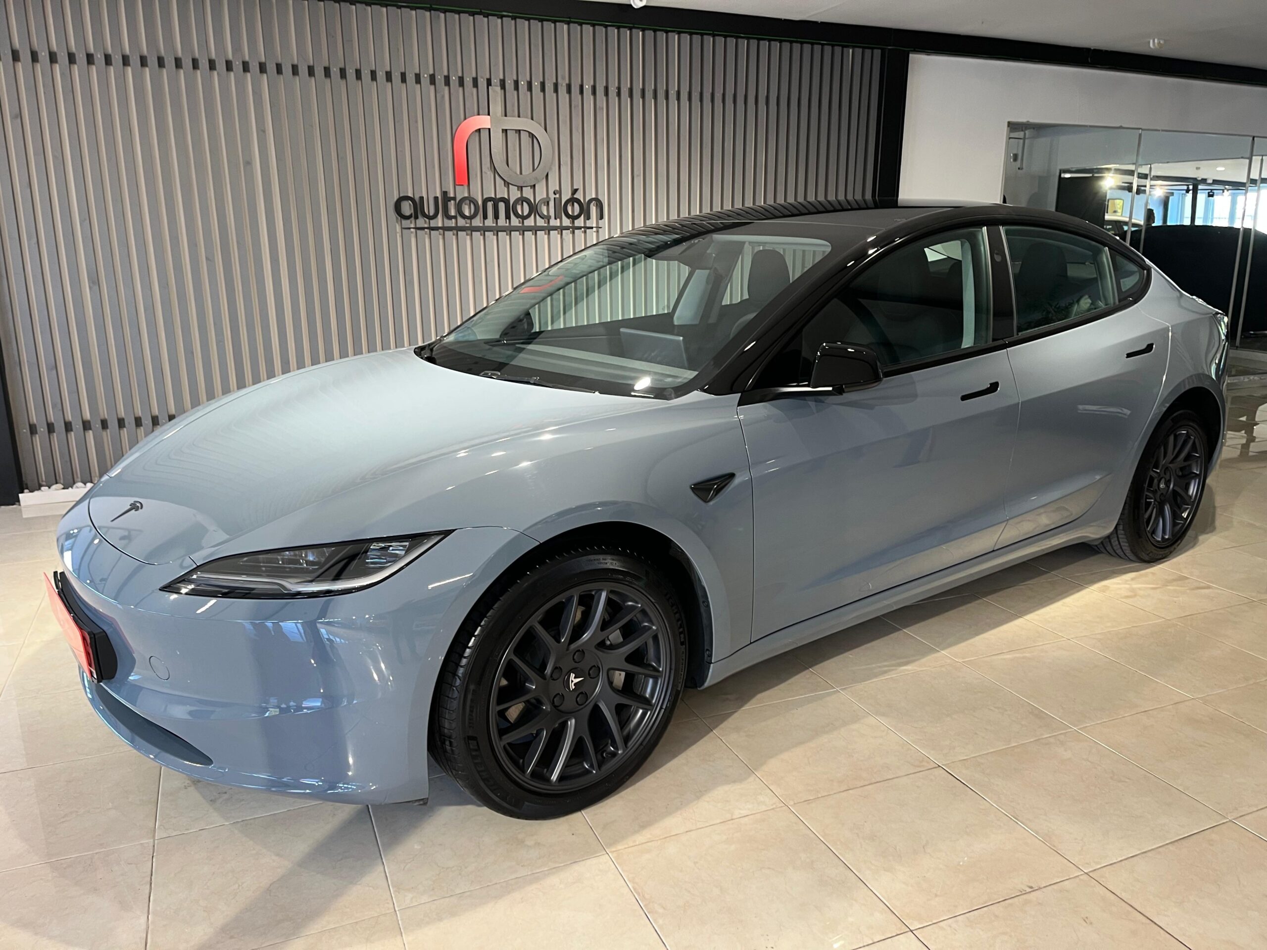 Tesla Model 3 Highland