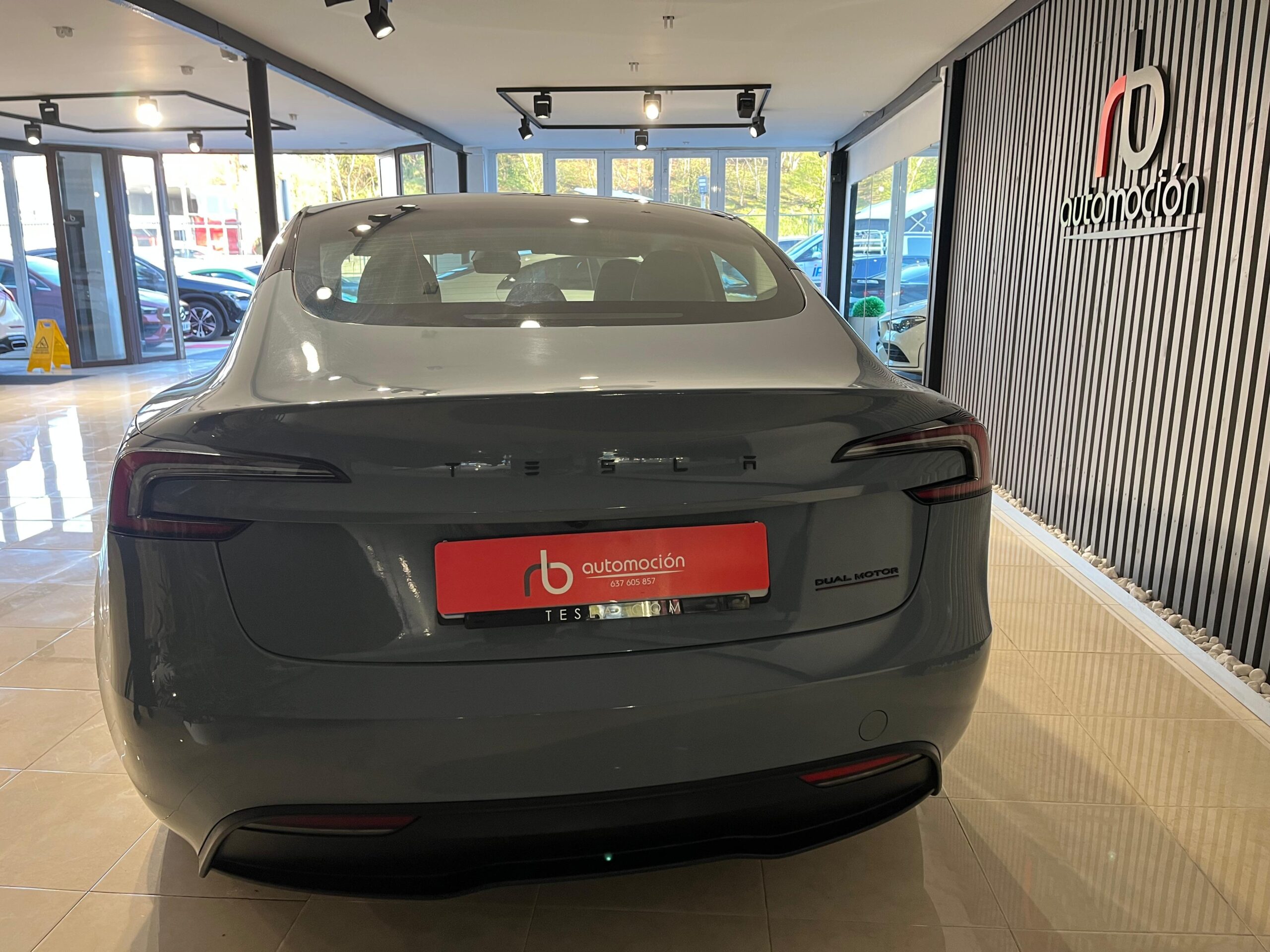 Tesla Model 3 Highland