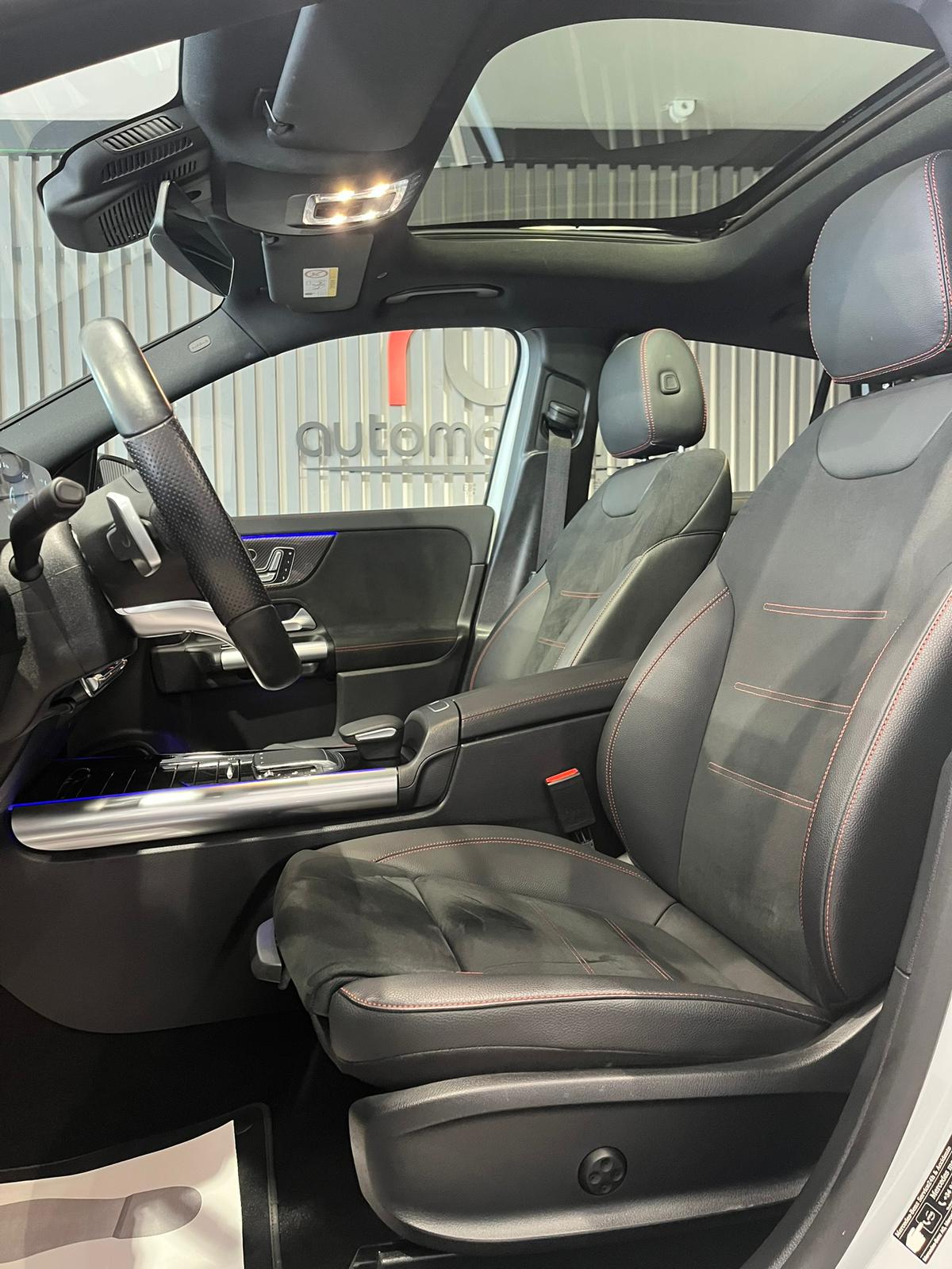 MERCEDES-BENZ GLA 200 D