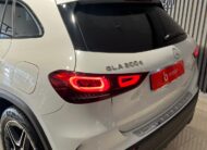 MERCEDES-BENZ GLA 200 D
