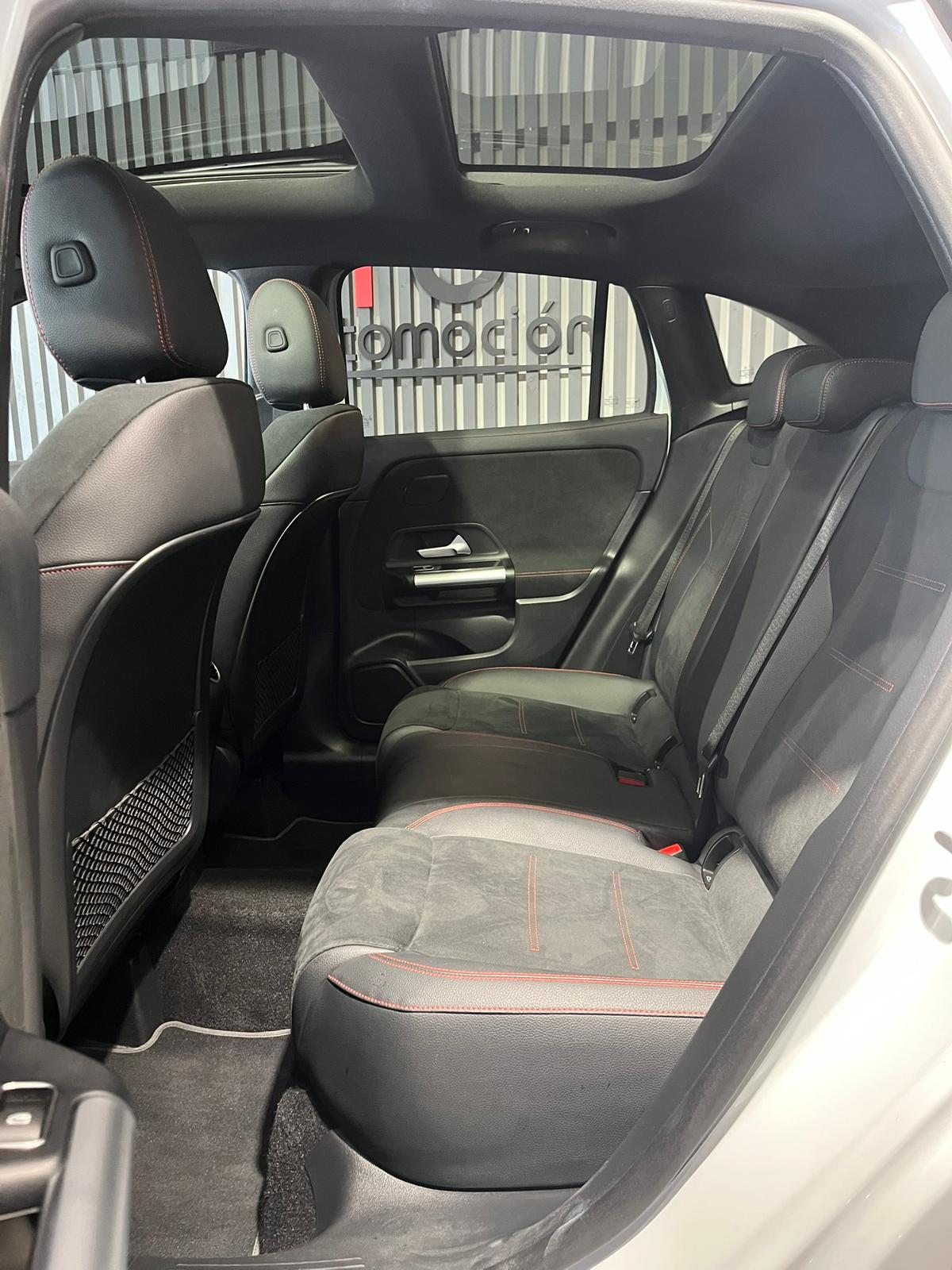 MERCEDES-BENZ GLA 200 D