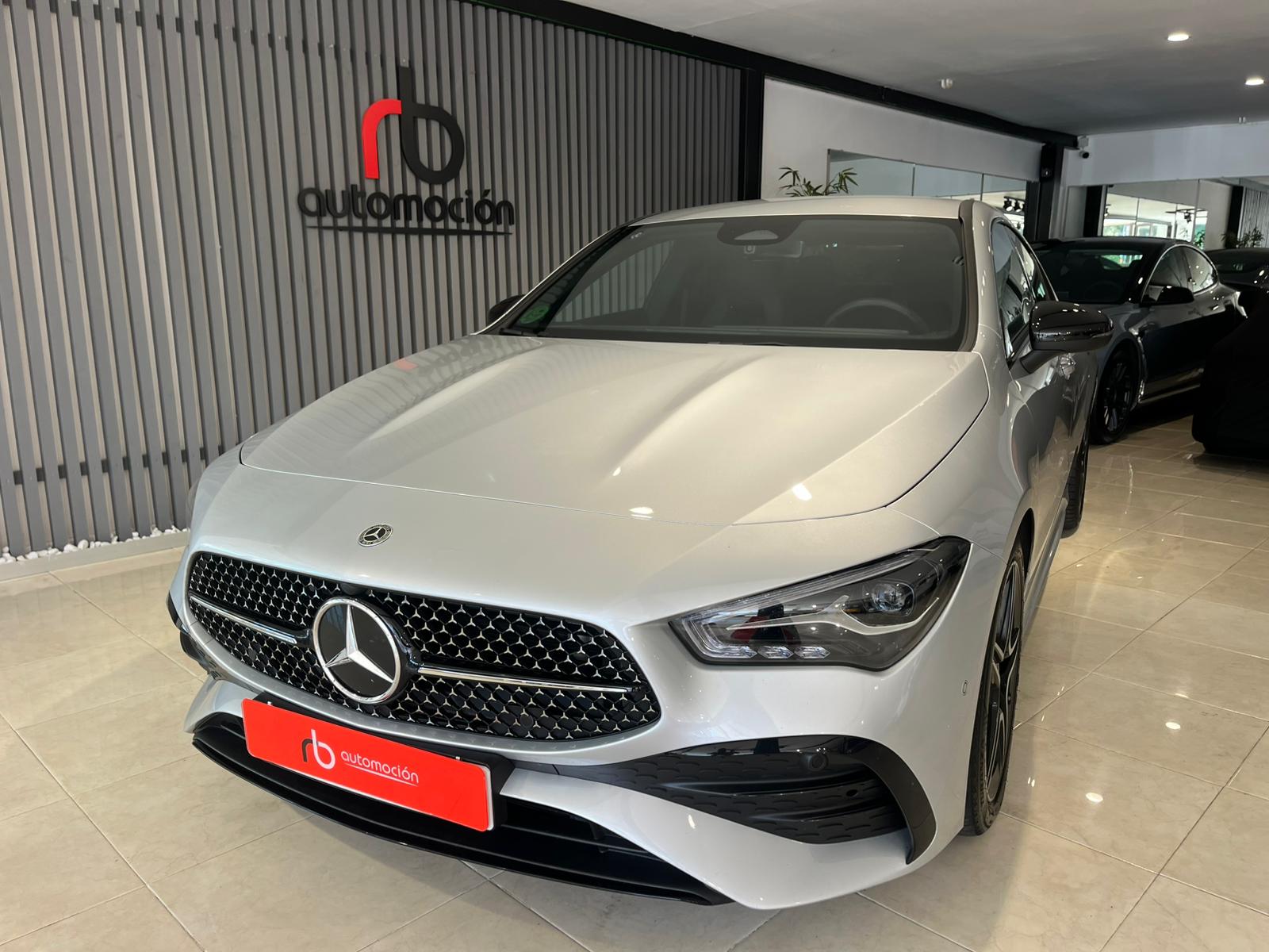 MERCEDES-BENZ CLA 200 D DCT