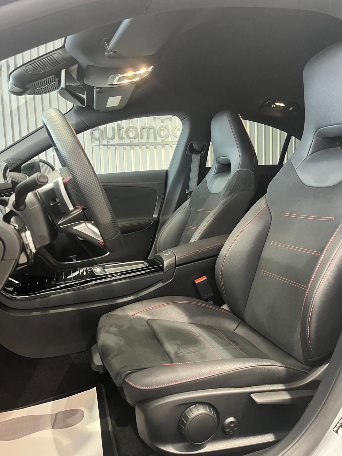 MERCEDES-BENZ CLA 200 D DCT