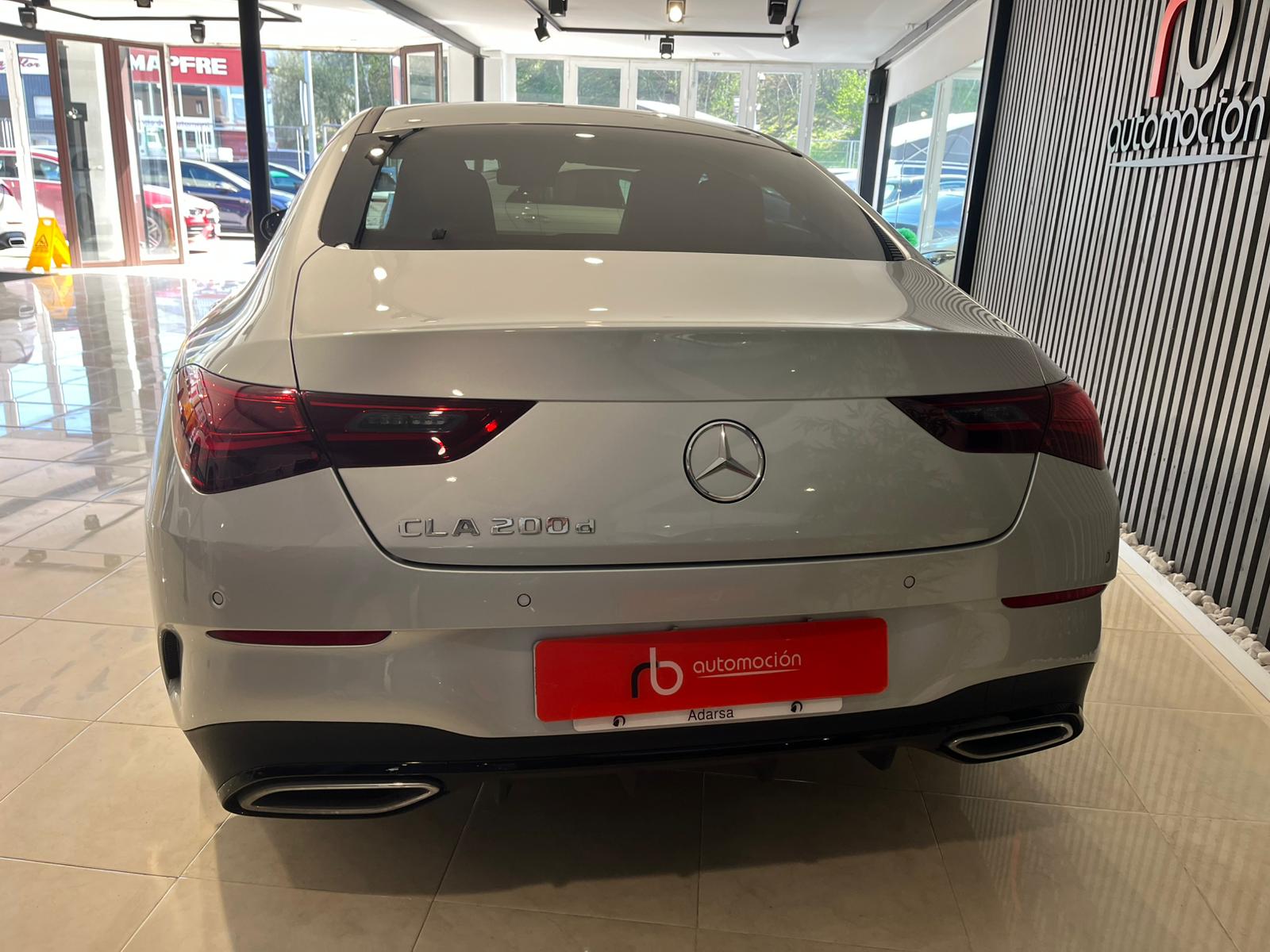 MERCEDES-BENZ CLA 200 D DCT