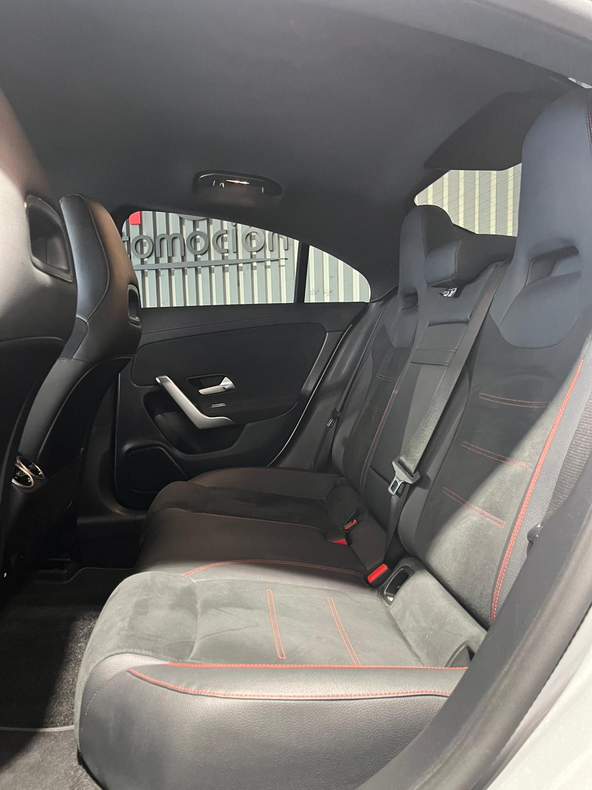 MERCEDES-BENZ CLA 200 D DCT