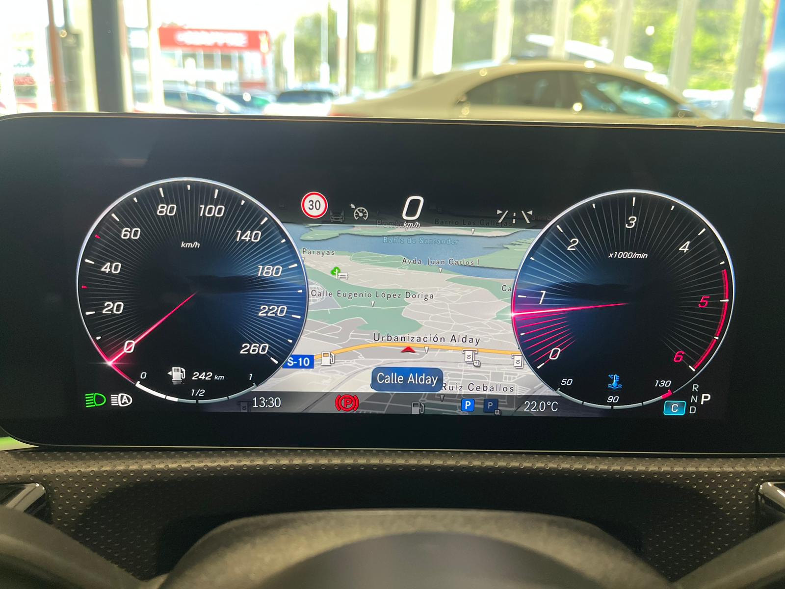 MERCEDES-BENZ CLA 200 D DCT