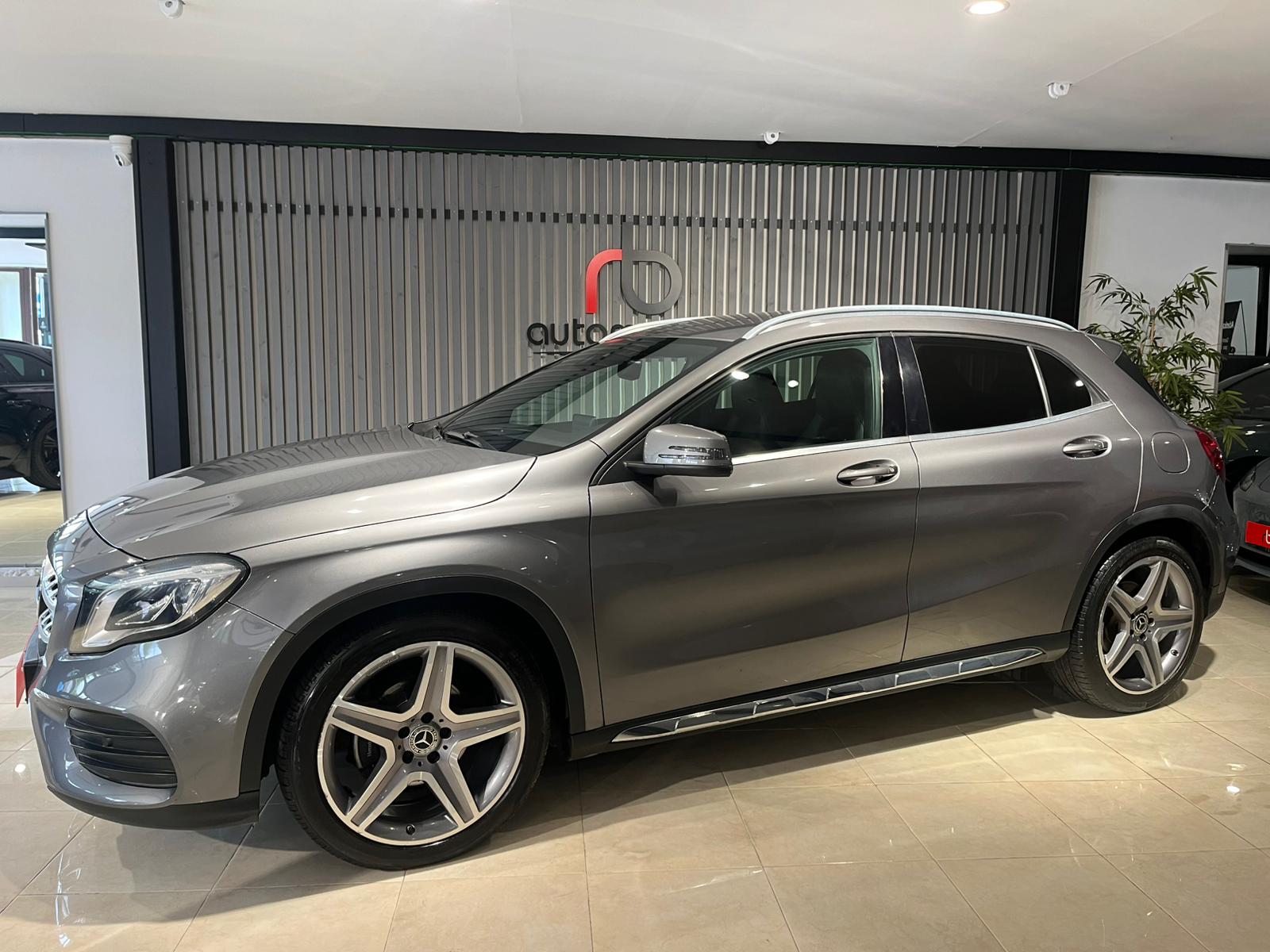MERCEDES-BENZ GLA 200 d