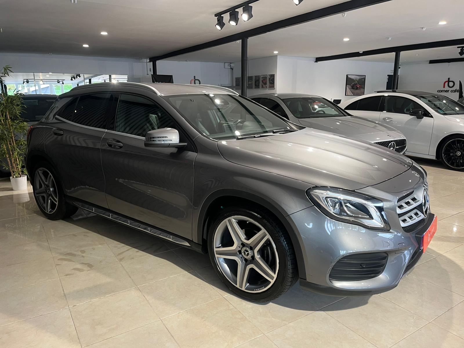 MERCEDES-BENZ GLA 200 d