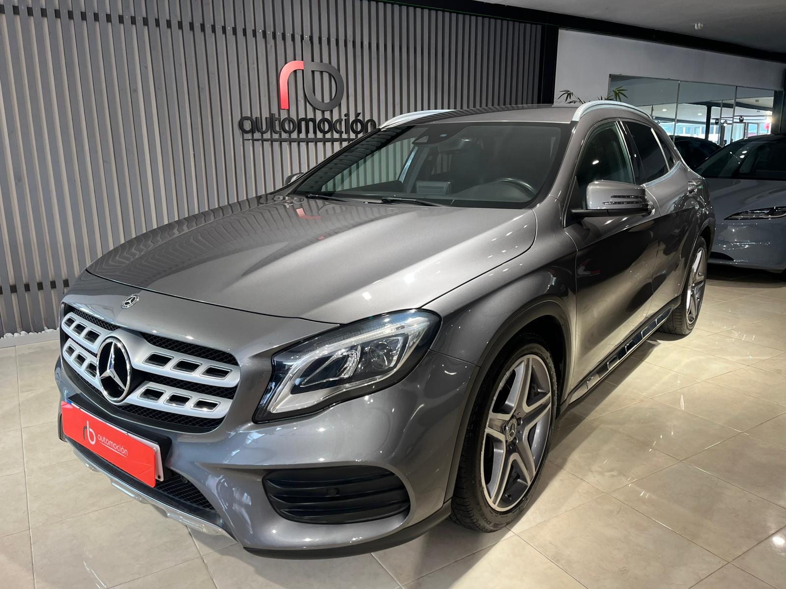 MERCEDES-BENZ GLA 200 d