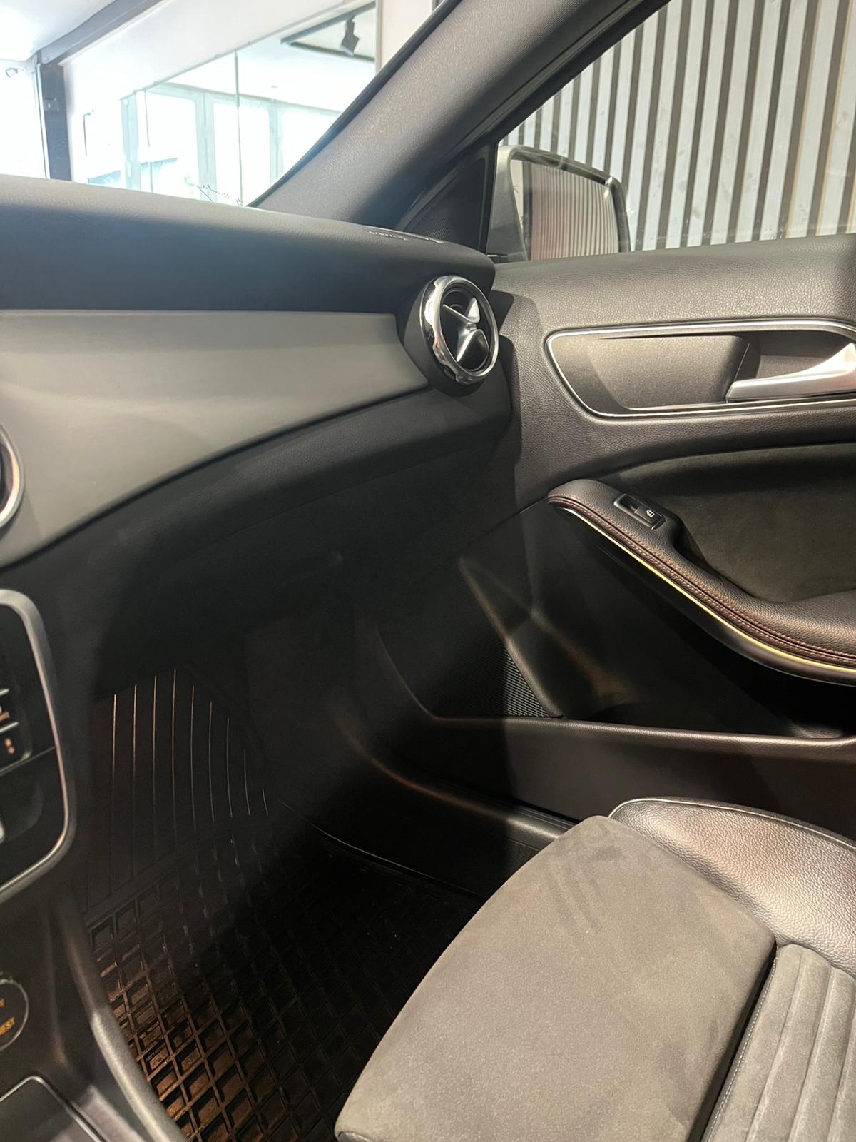 MERCEDES-BENZ GLA 200 d