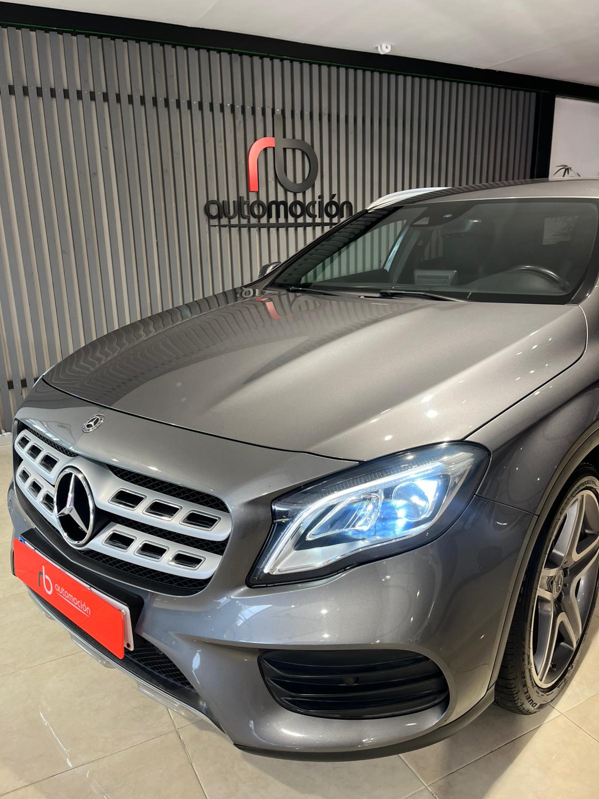 MERCEDES-BENZ GLA 200 d